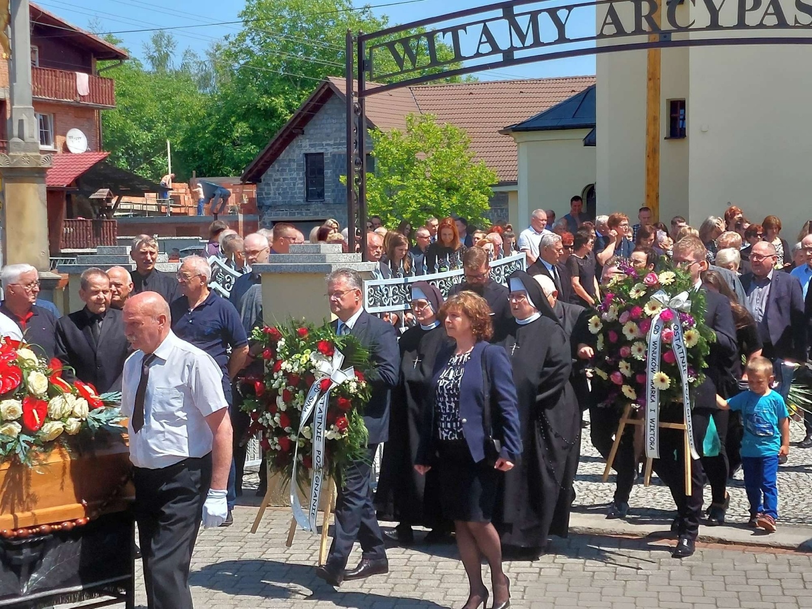 Zdjęcie w galerii na portalu naszraciborz.pl: Ostatnie pożegnanie śp. Tadeusza Utrackiego wiadomości z regionu