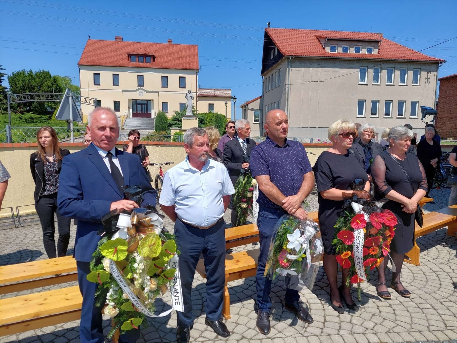 Zdjęcie w galerii na portalu naszraciborz.pl: Ostatnie pożegnanie śp. Tadeusza Utrackiego wiadomości z regionu