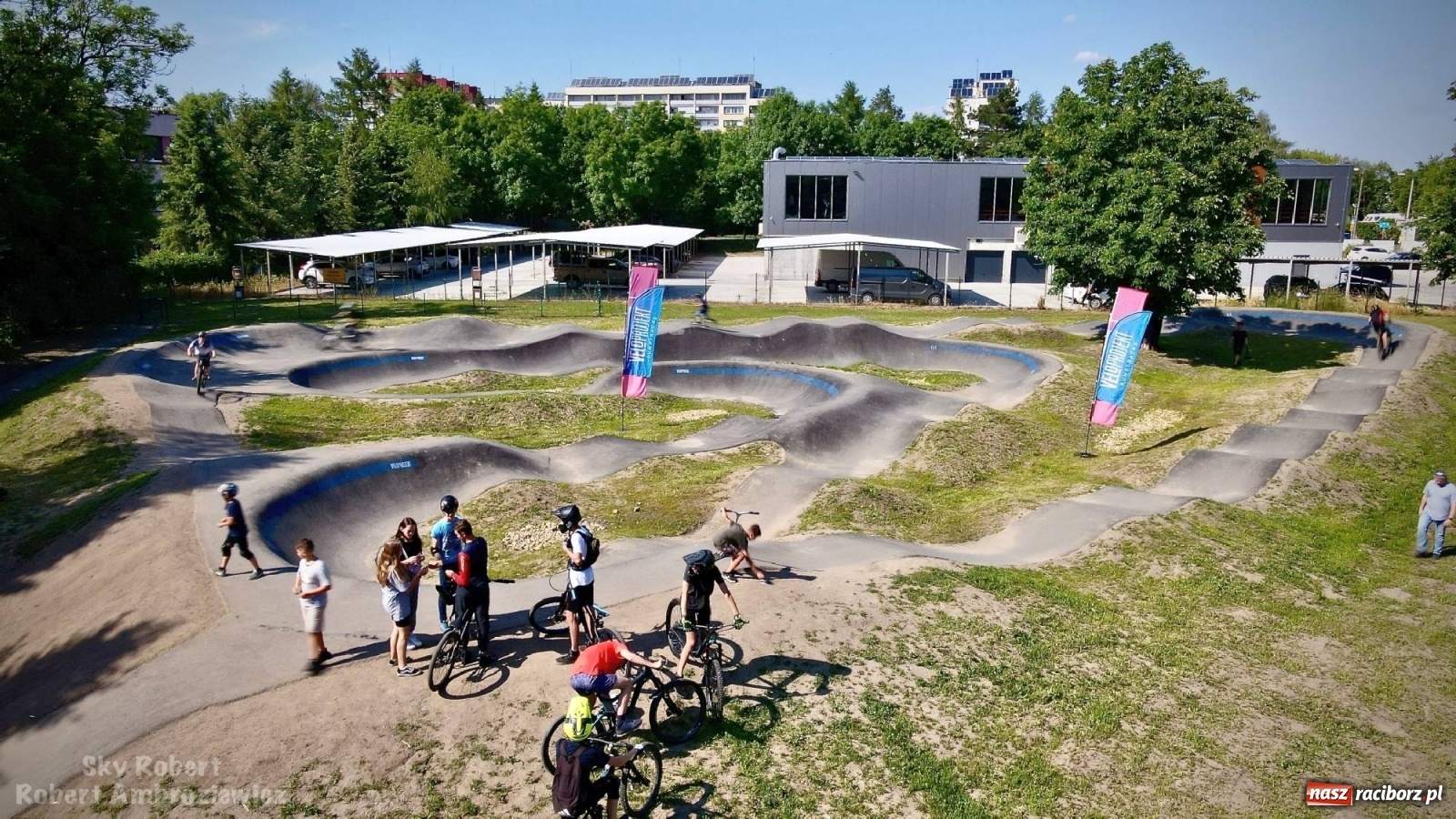 Zdjęcie w galerii na portalu naszraciborz.pl: Raciborski pumptrack oficjalnie otwarty [WIDEO] wiadomości z regionu
