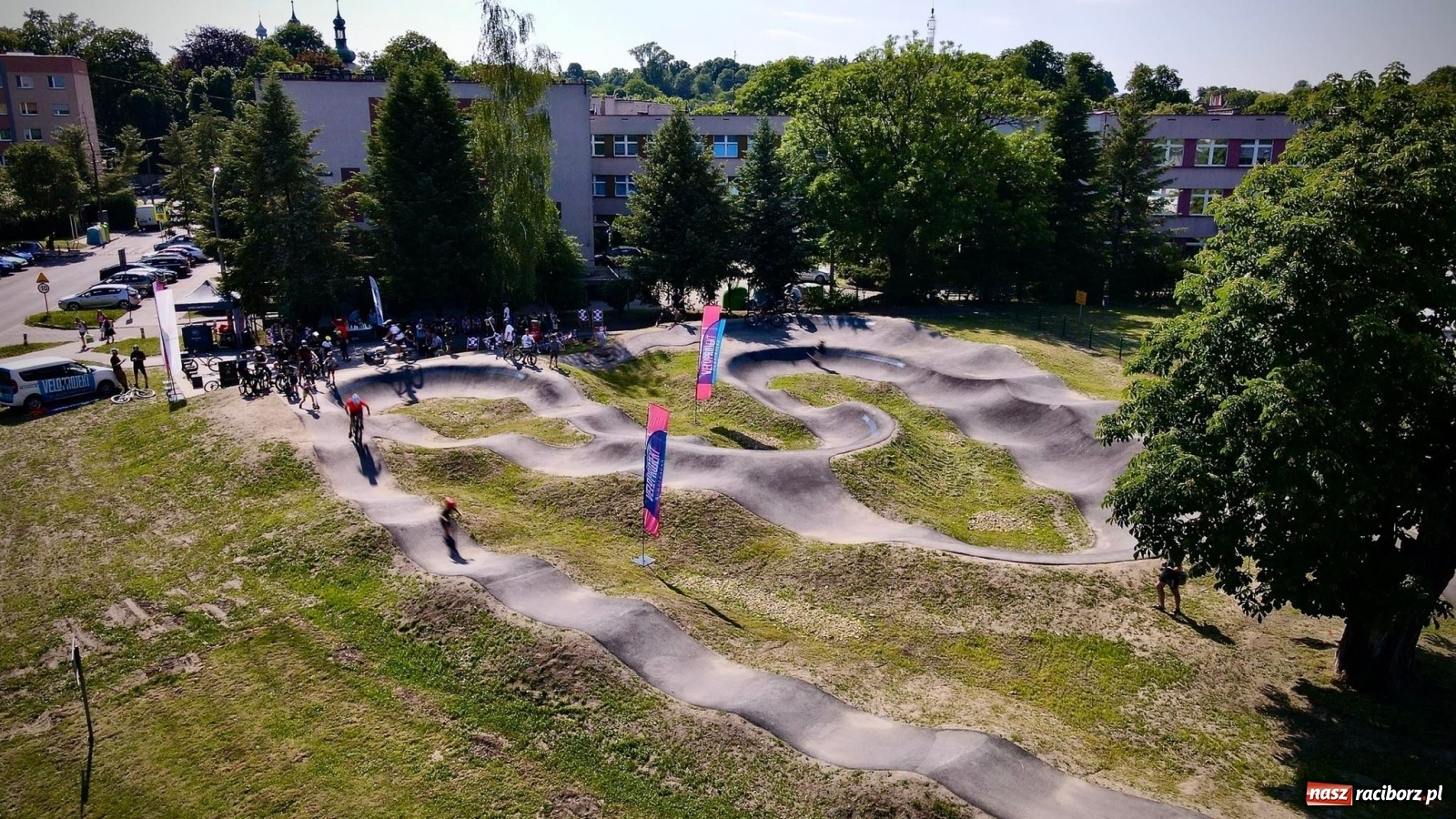 Zdjęcie w galerii na portalu naszraciborz.pl: Raciborski pumptrack oficjalnie otwarty [WIDEO] wiadomości z regionu