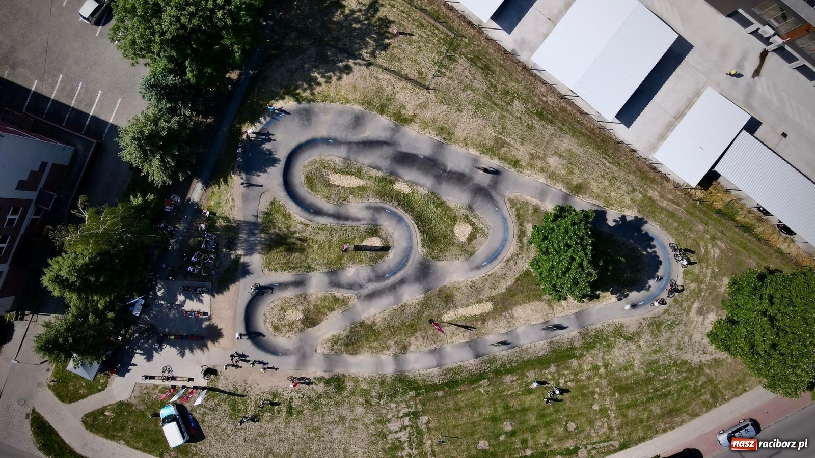 Zdjęcie w galerii na portalu naszraciborz.pl: Raciborski pumptrack oficjalnie otwarty [WIDEO] wiadomości z regionu