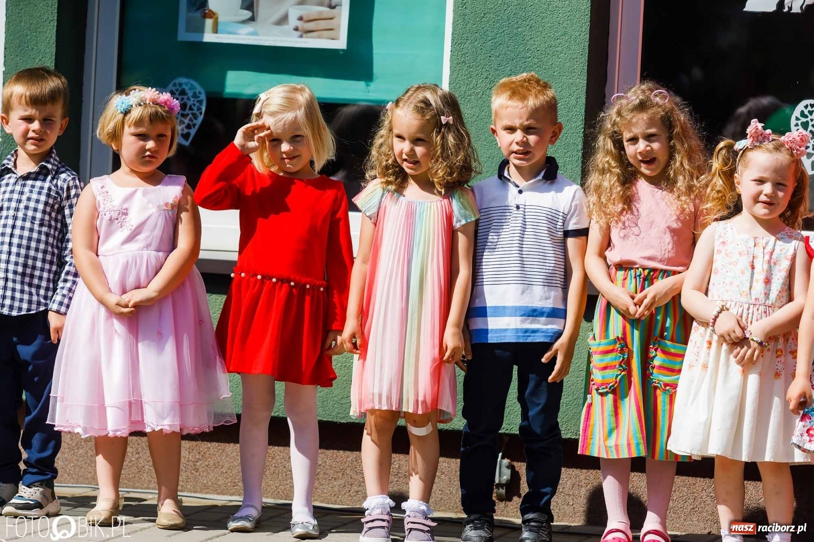 Zdjęcie w galerii na portalu naszraciborz.pl: Piknik rodzinny z okazji Dnia Mamy i Taty w Przedszkolu nr 26 wiadomości z regionu