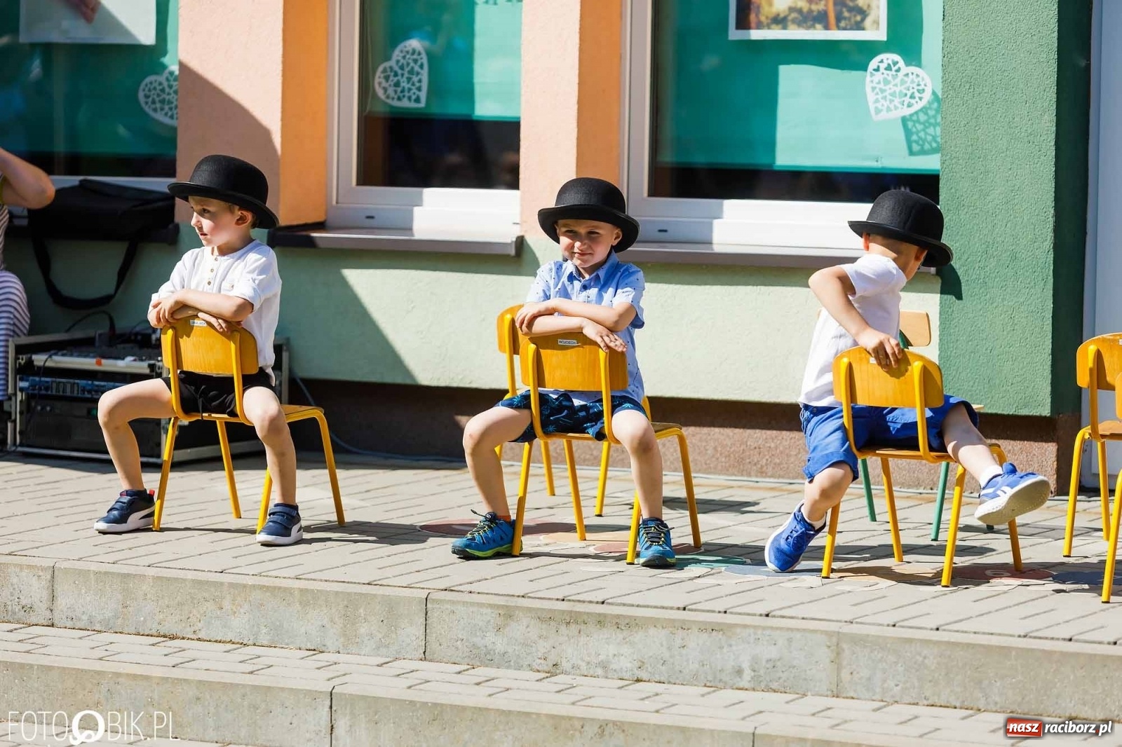 Zdjęcie w galerii na portalu naszraciborz.pl: Piknik rodzinny z okazji Dnia Mamy i Taty w Przedszkolu nr 26 wiadomości z regionu