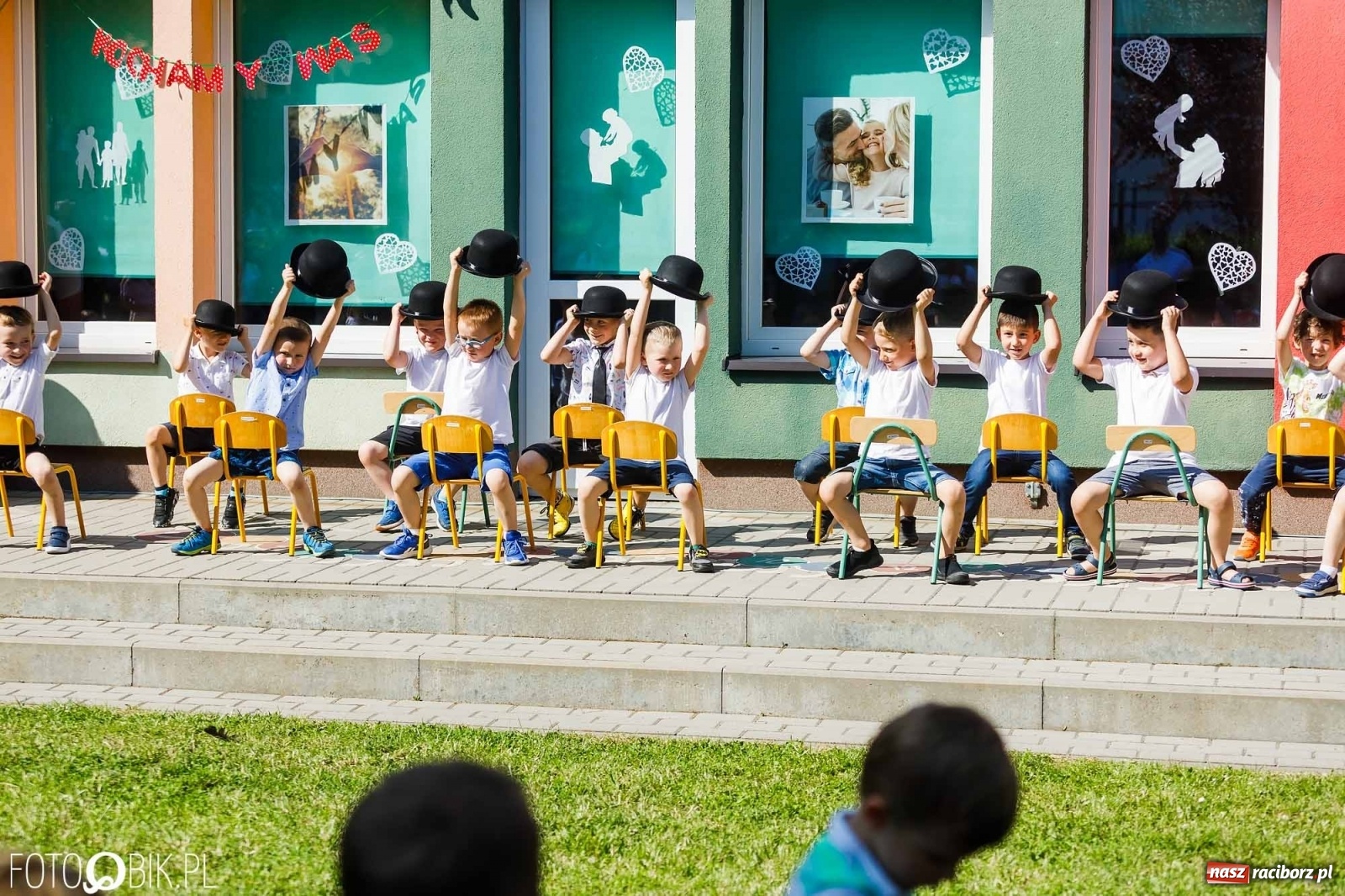 Zdjęcie w galerii na portalu naszraciborz.pl: Piknik rodzinny z okazji Dnia Mamy i Taty w Przedszkolu nr 26 wiadomości z regionu