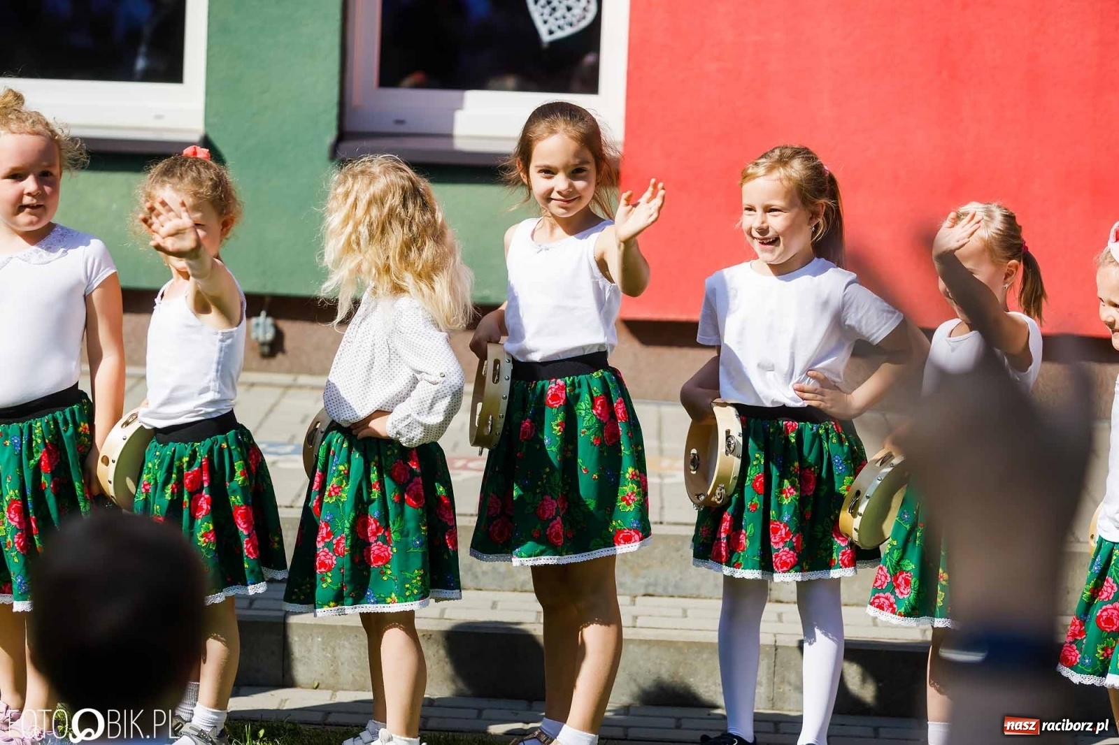 Zdjęcie w galerii na portalu naszraciborz.pl: Piknik rodzinny z okazji Dnia Mamy i Taty w Przedszkolu nr 26 wiadomości z regionu