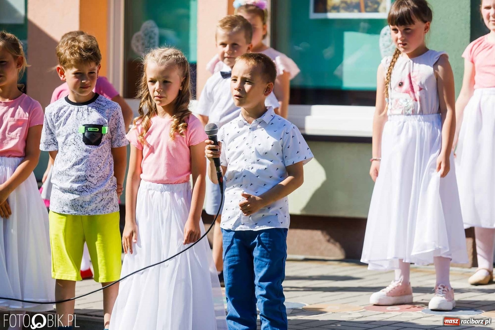 Zdjęcie w galerii na portalu naszraciborz.pl: Piknik rodzinny z okazji Dnia Mamy i Taty w Przedszkolu nr 26 wiadomości z regionu