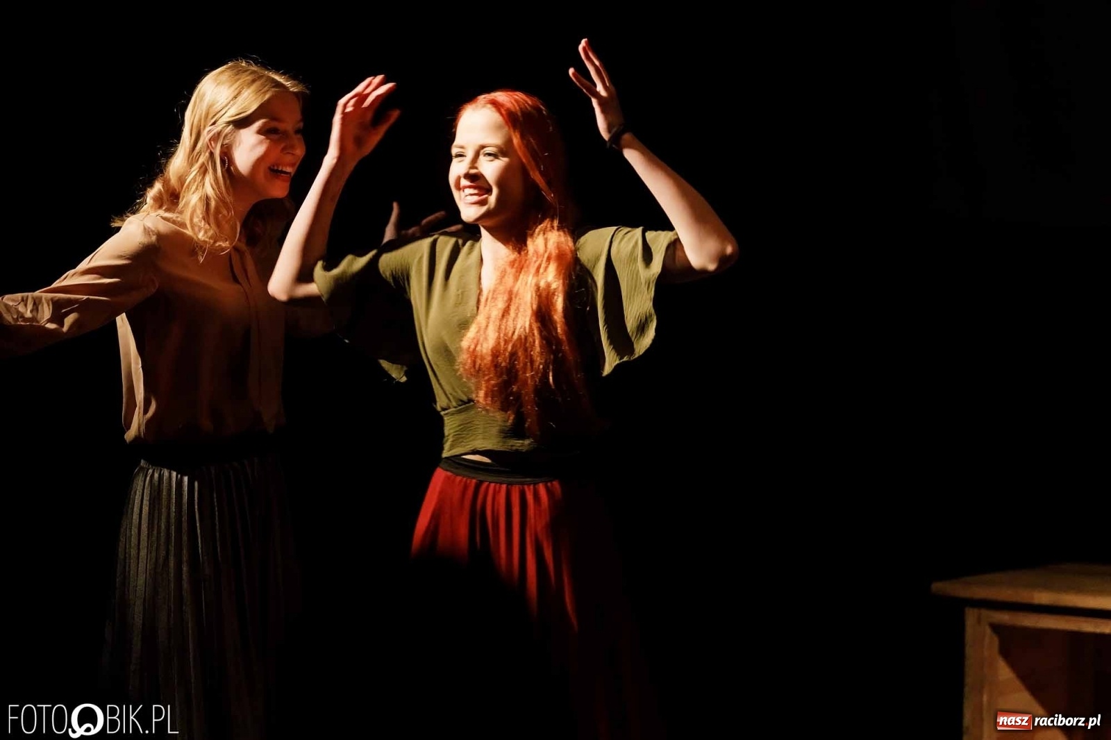 Zdjęcie w galerii na portalu naszraciborz.pl: Ciągnie wiosna. Spektakl w wykonaniu Grupy Melpomena w DK Strzecha wiadomości z regionu