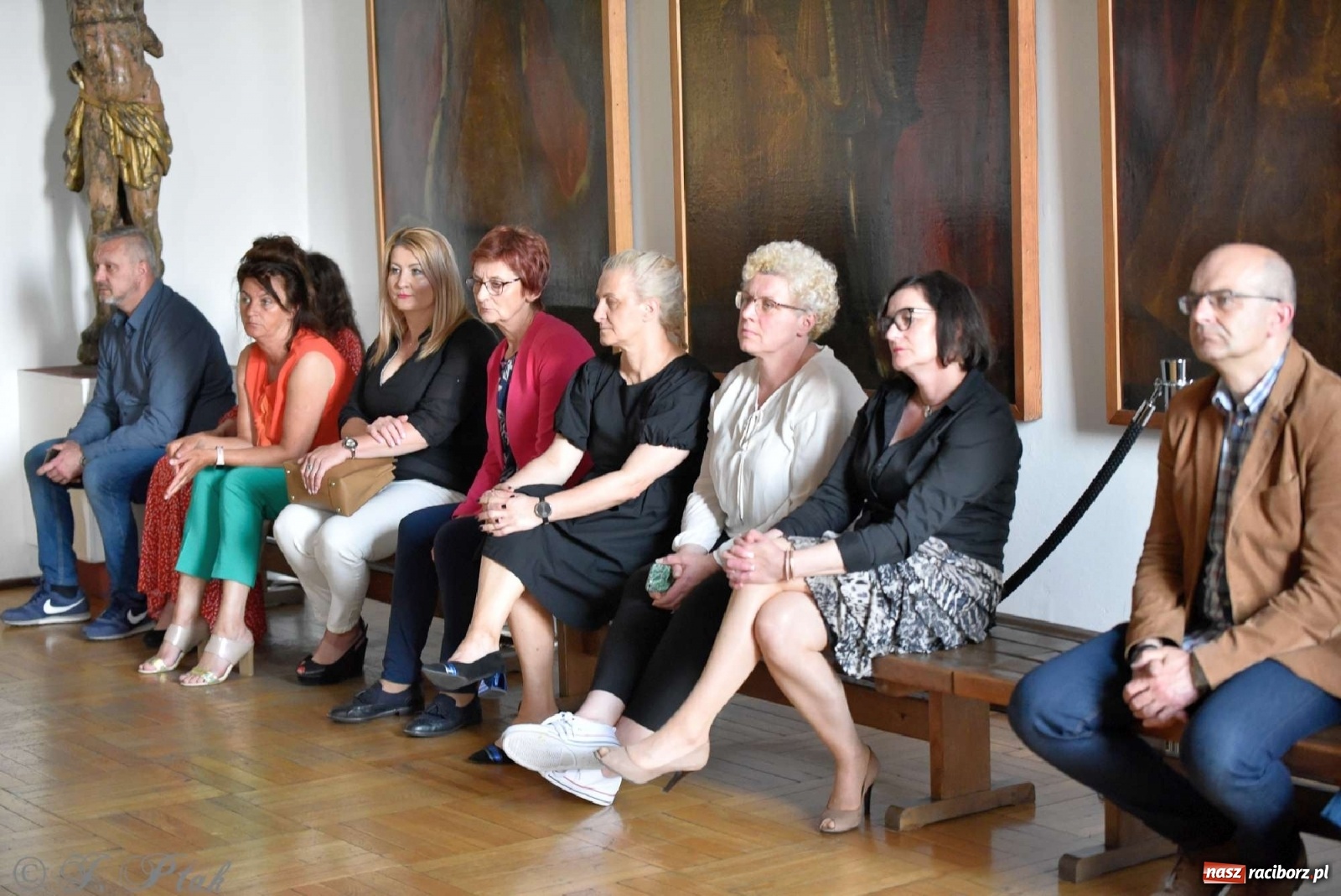 Zdjęcie w galerii na portalu naszraciborz.pl: Perła Kresów. Ryszard Frączek promował w Muzeum swój nowy album wiadomości z regionu