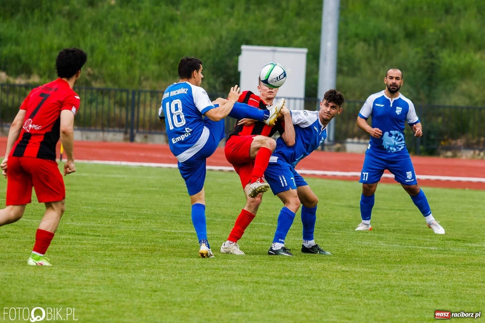 Zdjęcie w galerii na portalu naszraciborz.pl: Unia rybnicki Rymer zdemolowała i do IV ligi awansowała [FOTO] wiadomości z regionu