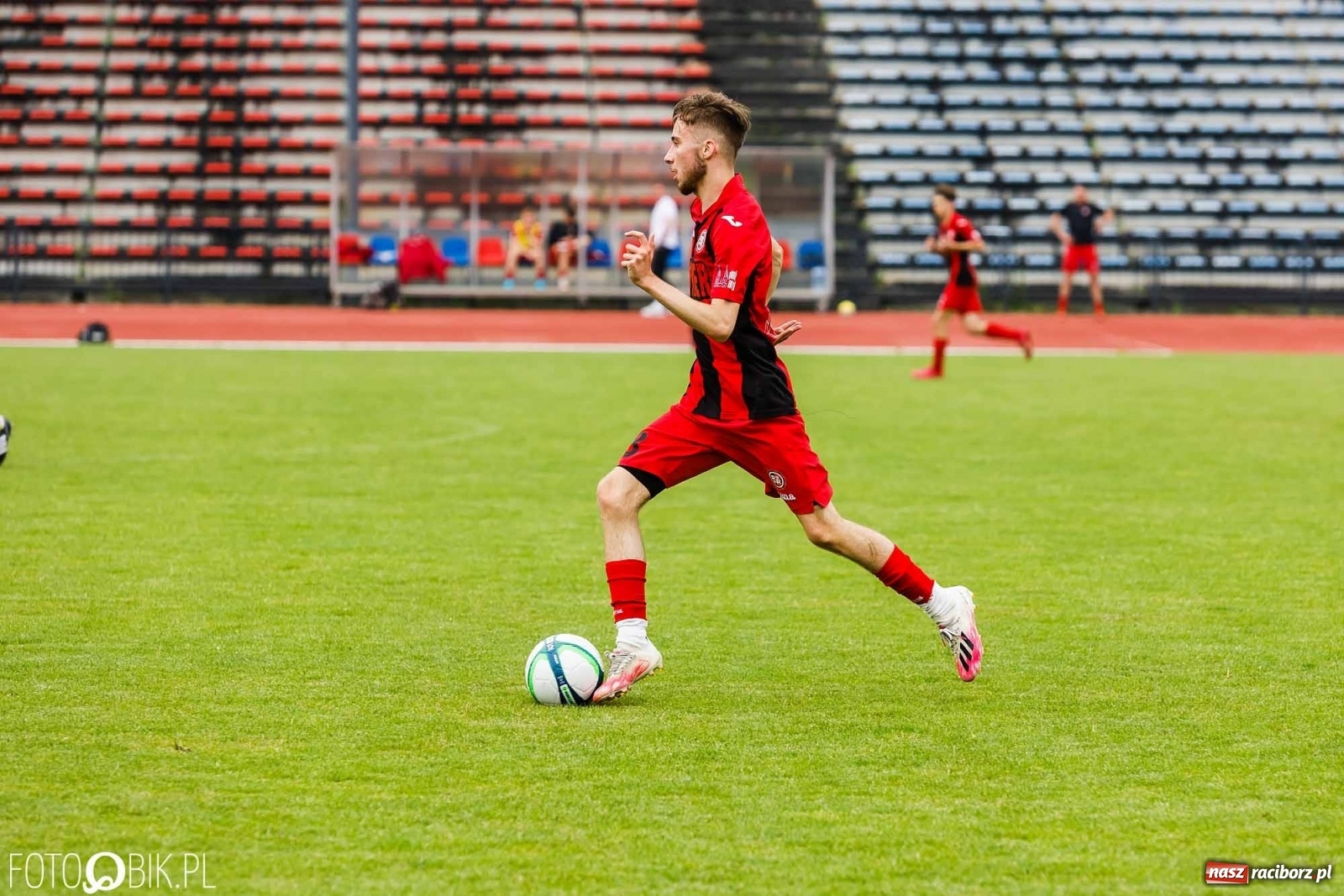 Zdjęcie w galerii na portalu naszraciborz.pl: Unia rybnicki Rymer zdemolowała i do IV ligi awansowała [FOTO] wiadomości z regionu