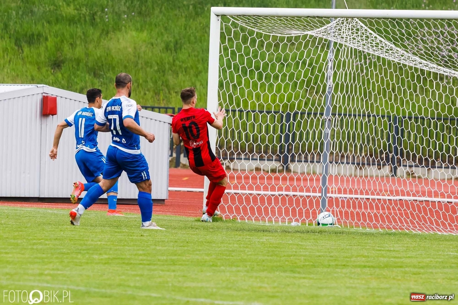 Zdjęcie w galerii na portalu naszraciborz.pl: Unia rybnicki Rymer zdemolowała i do IV ligi awansowała [FOTO] wiadomości z regionu