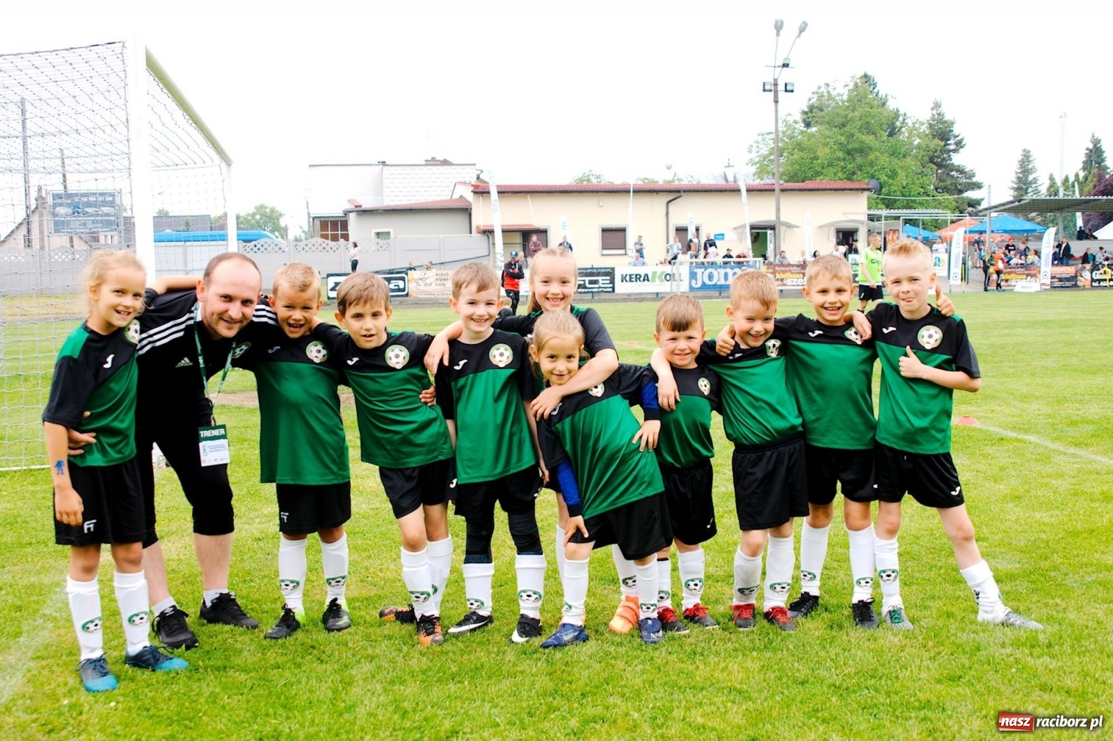 Zdjęcie w galerii na portalu naszraciborz.pl: Walka o każdą piłkę. Ruszyła IX edycja Tworków Cup [FOTO] wiadomości z regionu