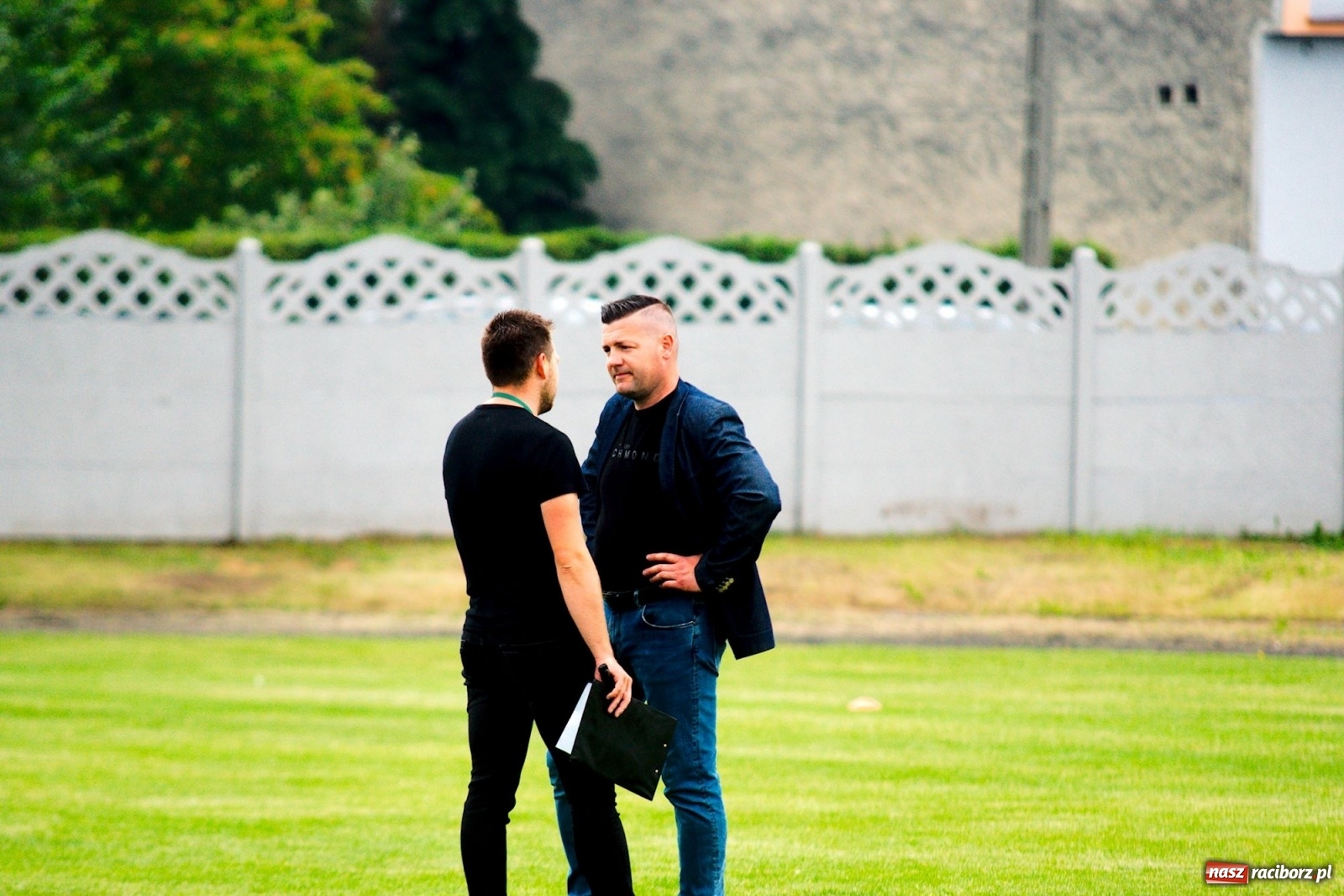 Zdjęcie w galerii na portalu naszraciborz.pl: Walka o każdą piłkę. Ruszyła IX edycja Tworków Cup [FOTO] wiadomości z regionu