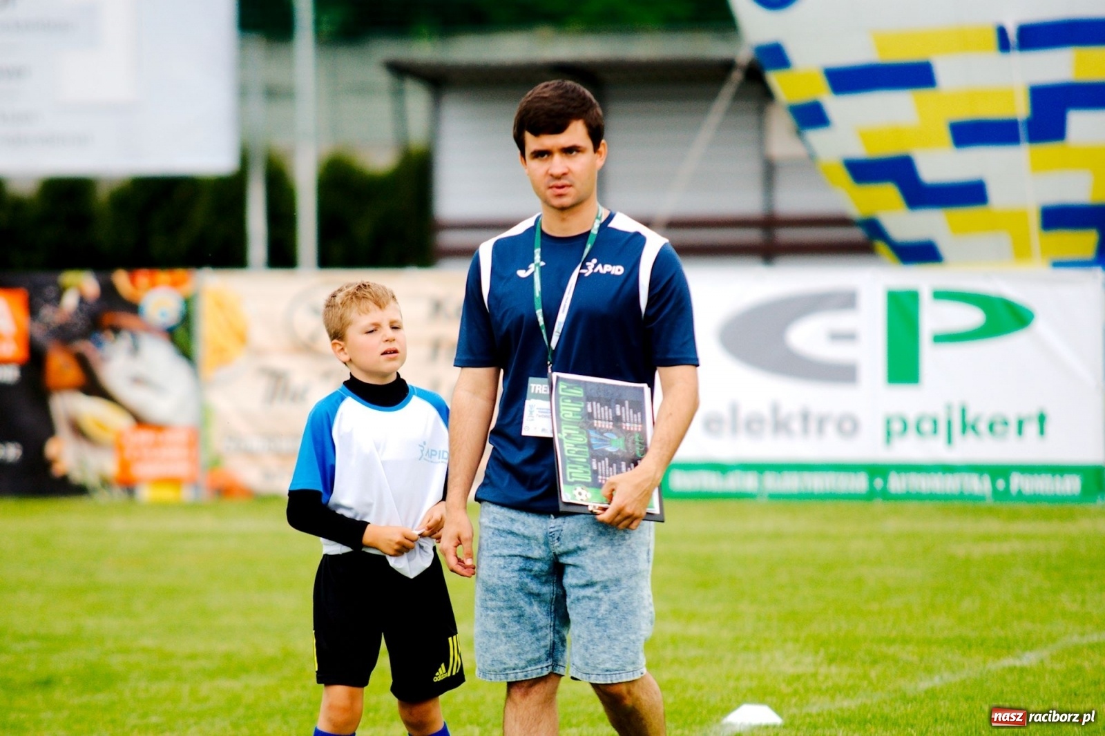 Zdjęcie w galerii na portalu naszraciborz.pl: Walka o każdą piłkę. Ruszyła IX edycja Tworków Cup [FOTO] wiadomości z regionu