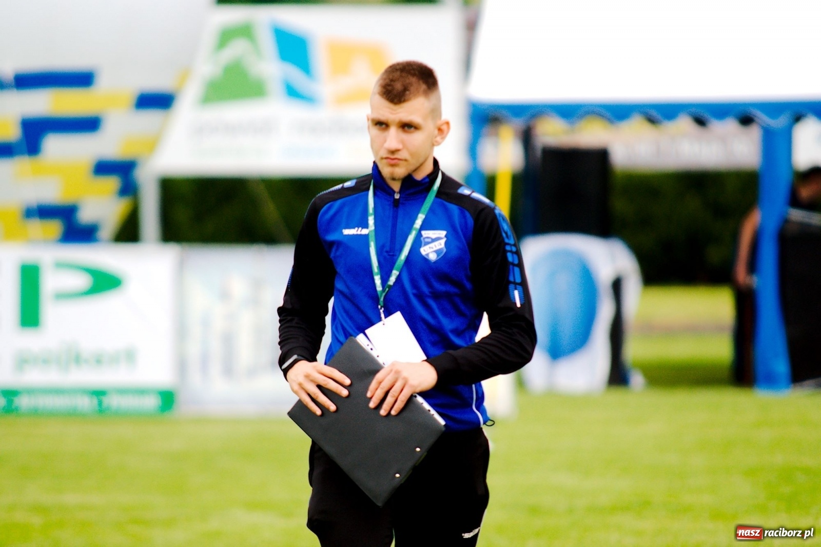 Zdjęcie w galerii na portalu naszraciborz.pl: Walka o każdą piłkę. Ruszyła IX edycja Tworków Cup [FOTO] wiadomości z regionu