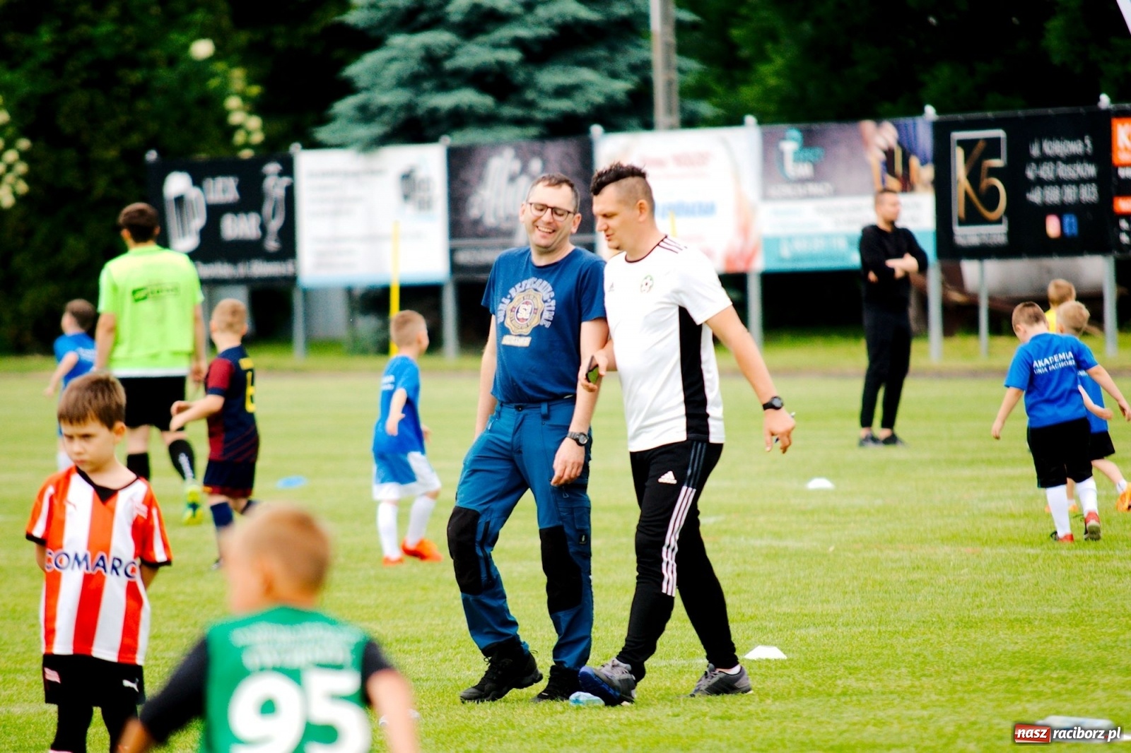 Zdjęcie w galerii na portalu naszraciborz.pl: Walka o każdą piłkę. Ruszyła IX edycja Tworków Cup [FOTO] wiadomości z regionu