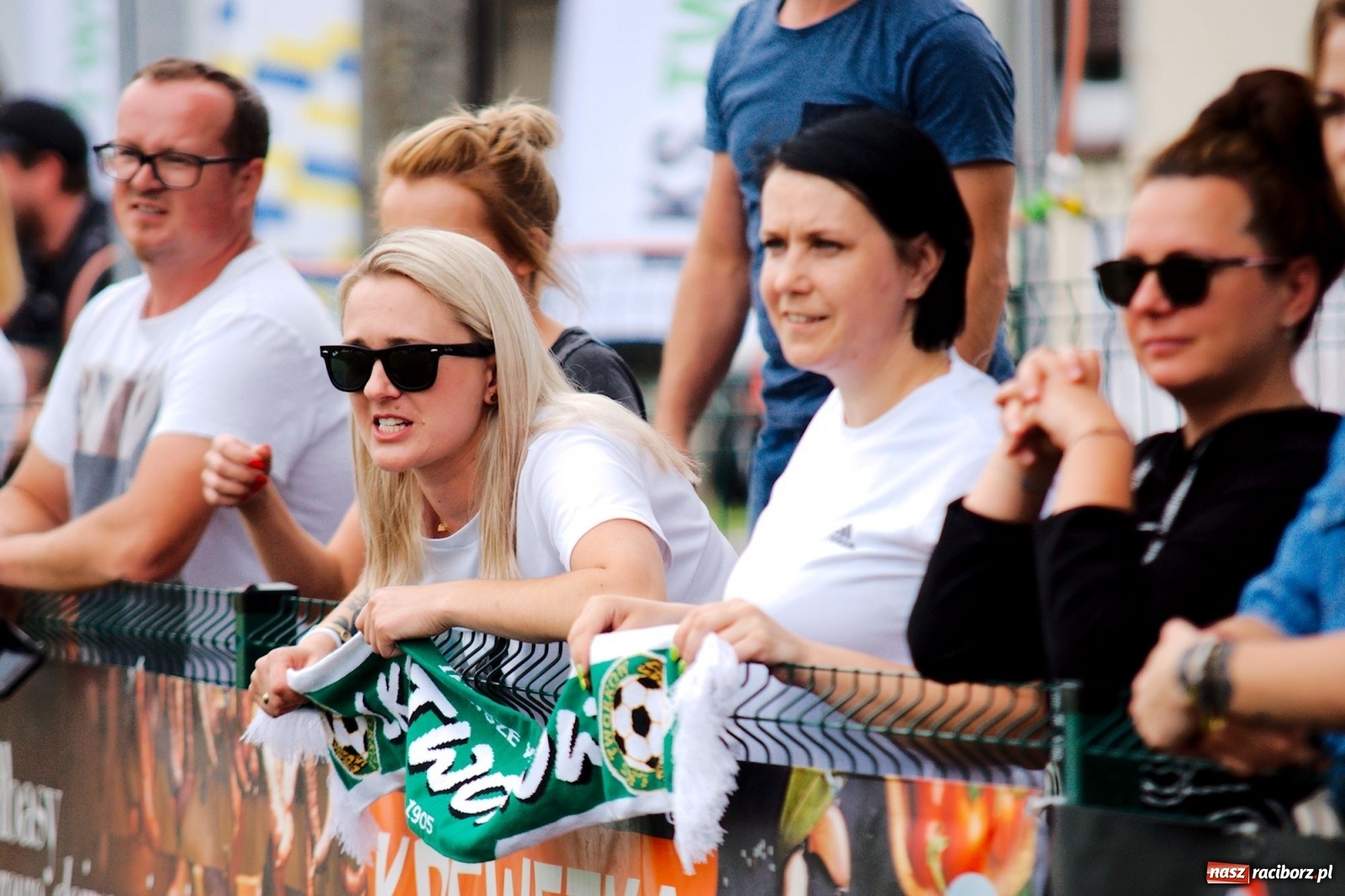 Zdjęcie w galerii na portalu naszraciborz.pl: Walka o każdą piłkę. Ruszyła IX edycja Tworków Cup [FOTO] wiadomości z regionu