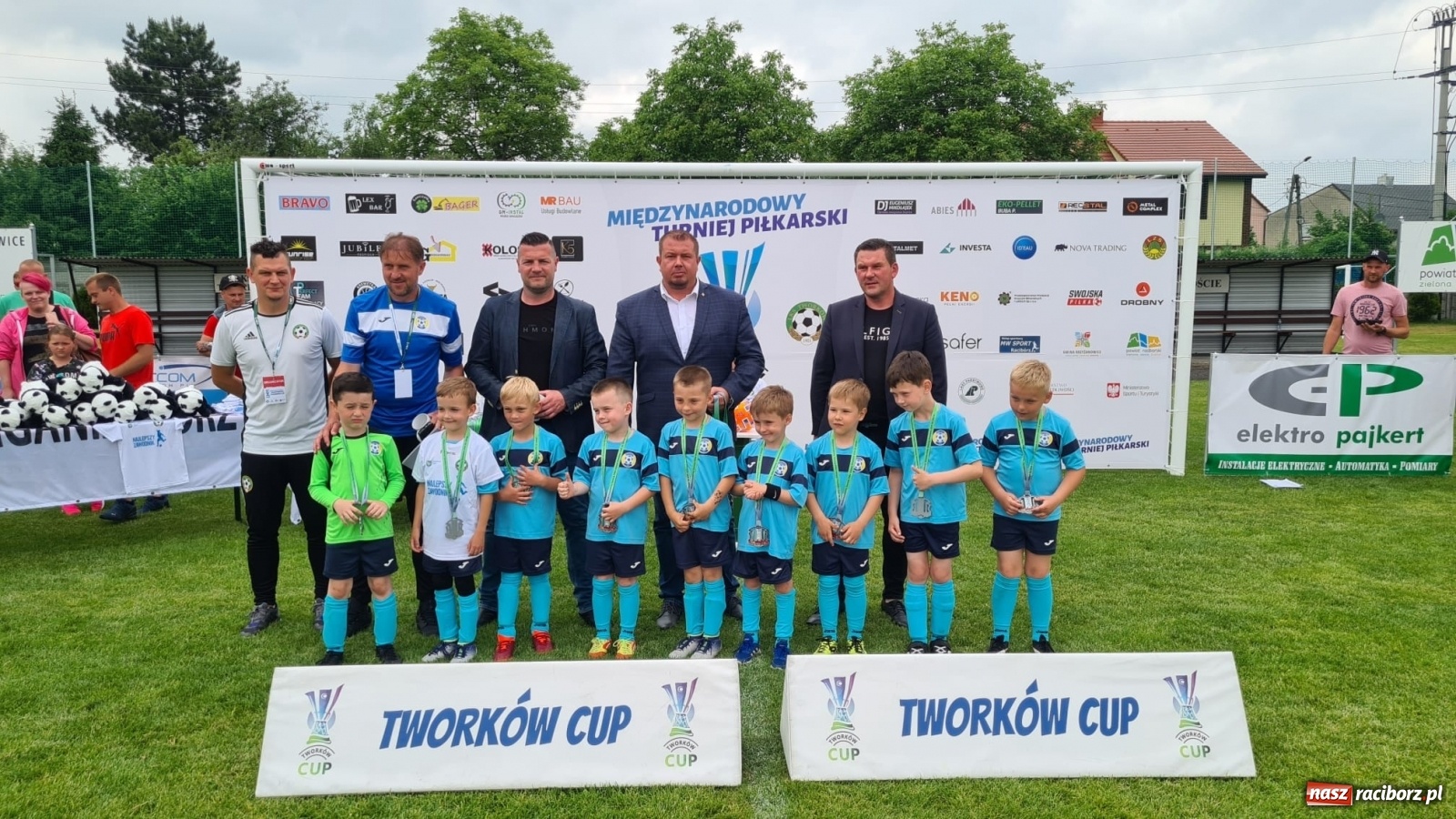 Zdjęcie w galerii na portalu naszraciborz.pl: Walka o każdą piłkę. Ruszyła IX edycja Tworków Cup [FOTO] wiadomości z regionu