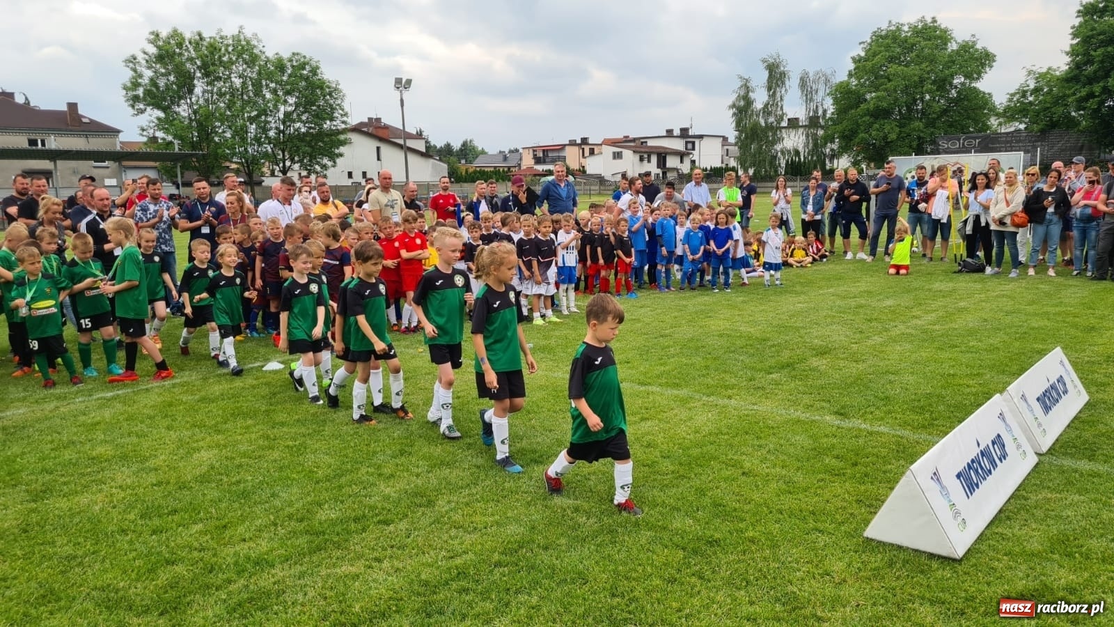 Zdjęcie w galerii na portalu naszraciborz.pl: Walka o każdą piłkę. Ruszyła IX edycja Tworków Cup [FOTO] wiadomości z regionu