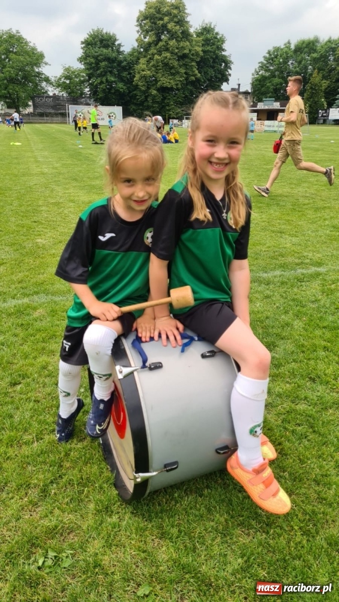 Zdjęcie w galerii na portalu naszraciborz.pl: Walka o każdą piłkę. Ruszyła IX edycja Tworków Cup [FOTO] wiadomości z regionu