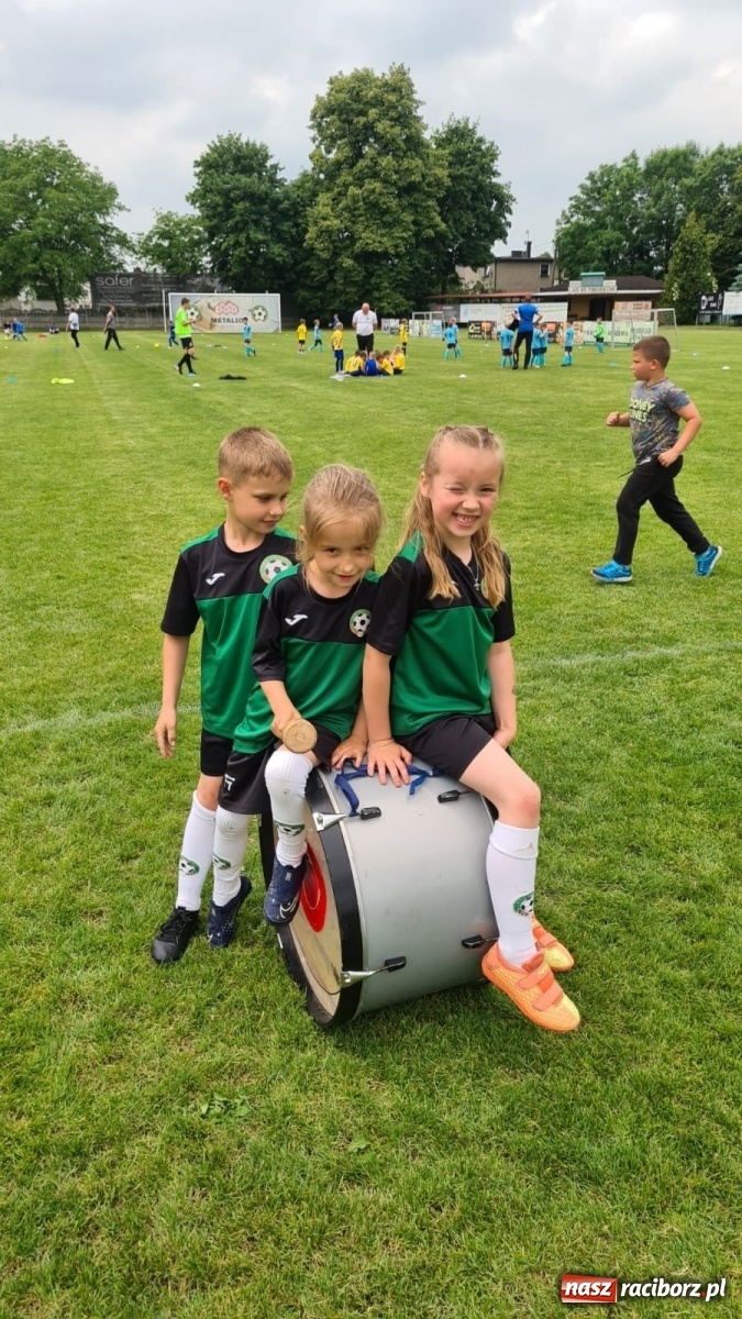 Zdjęcie w galerii na portalu naszraciborz.pl: Walka o każdą piłkę. Ruszyła IX edycja Tworków Cup [FOTO] wiadomości z regionu