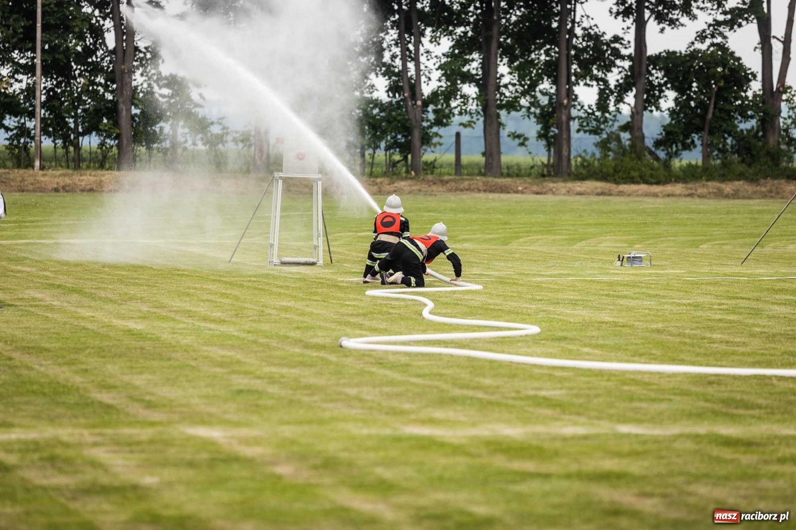 Zdjęcie w galerii na portalu naszraciborz.pl: Nie ma mocnych na Samborowice. Zgarnęli wszystko w zawodach strażackich gminy Pietrowice Wielkie wiadomości z regionu
