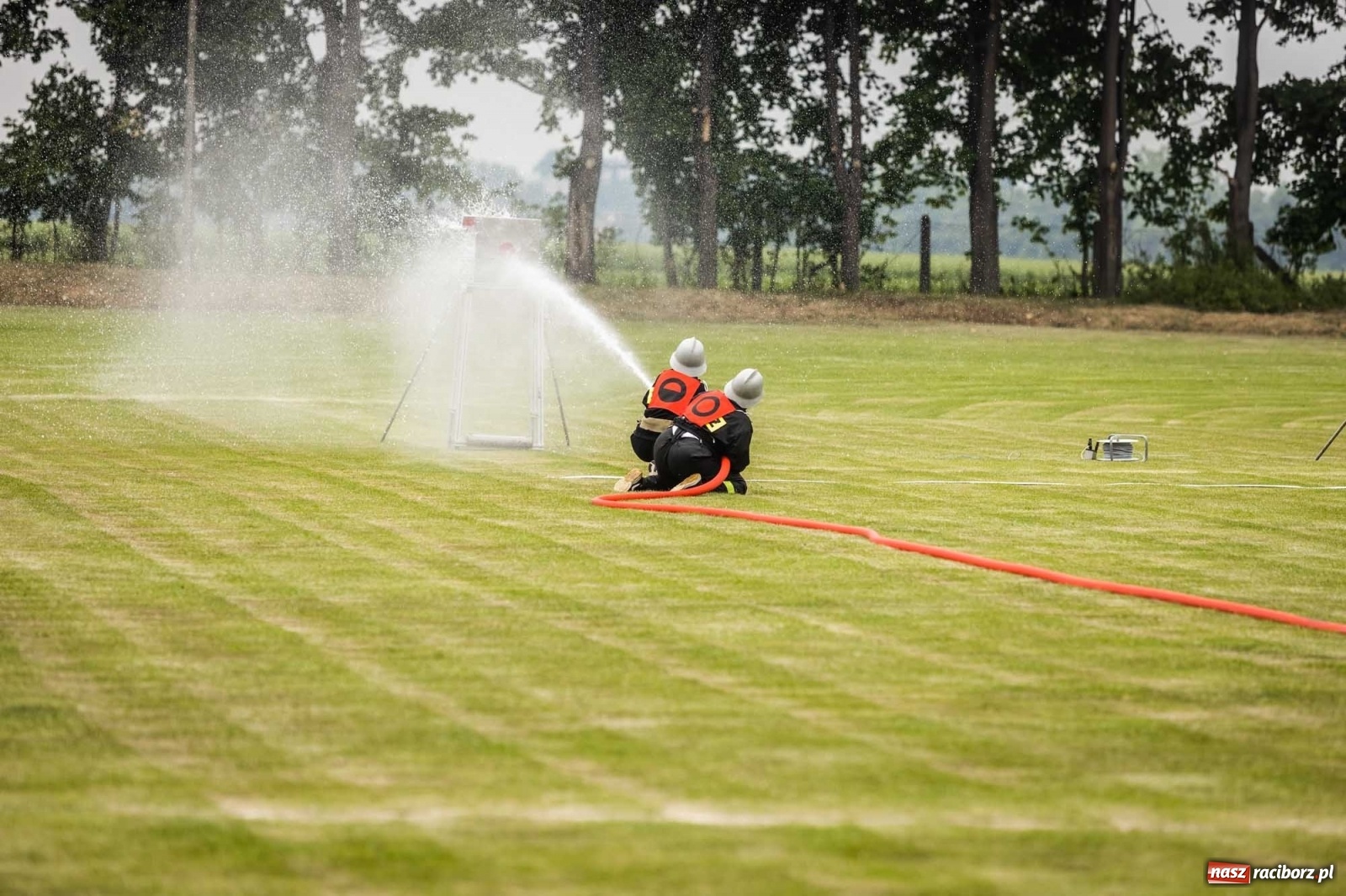 Zdjęcie w galerii na portalu naszraciborz.pl: Nie ma mocnych na Samborowice. Zgarnęli wszystko w zawodach strażackich gminy Pietrowice Wielkie wiadomości z regionu