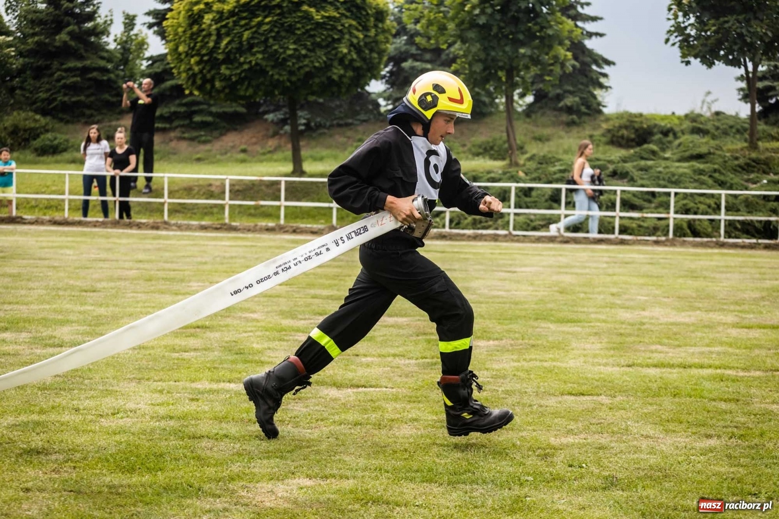Zdjęcie w galerii na portalu naszraciborz.pl: Nie ma mocnych na Samborowice. Zgarnęli wszystko w zawodach strażackich gminy Pietrowice Wielkie wiadomości z regionu