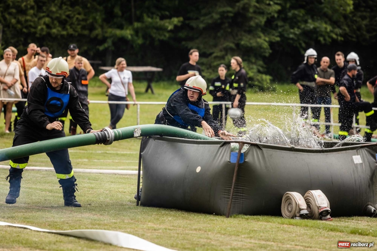 Zdjęcie w galerii na portalu naszraciborz.pl: Nie ma mocnych na Samborowice. Zgarnęli wszystko w zawodach strażackich gminy Pietrowice Wielkie wiadomości z regionu