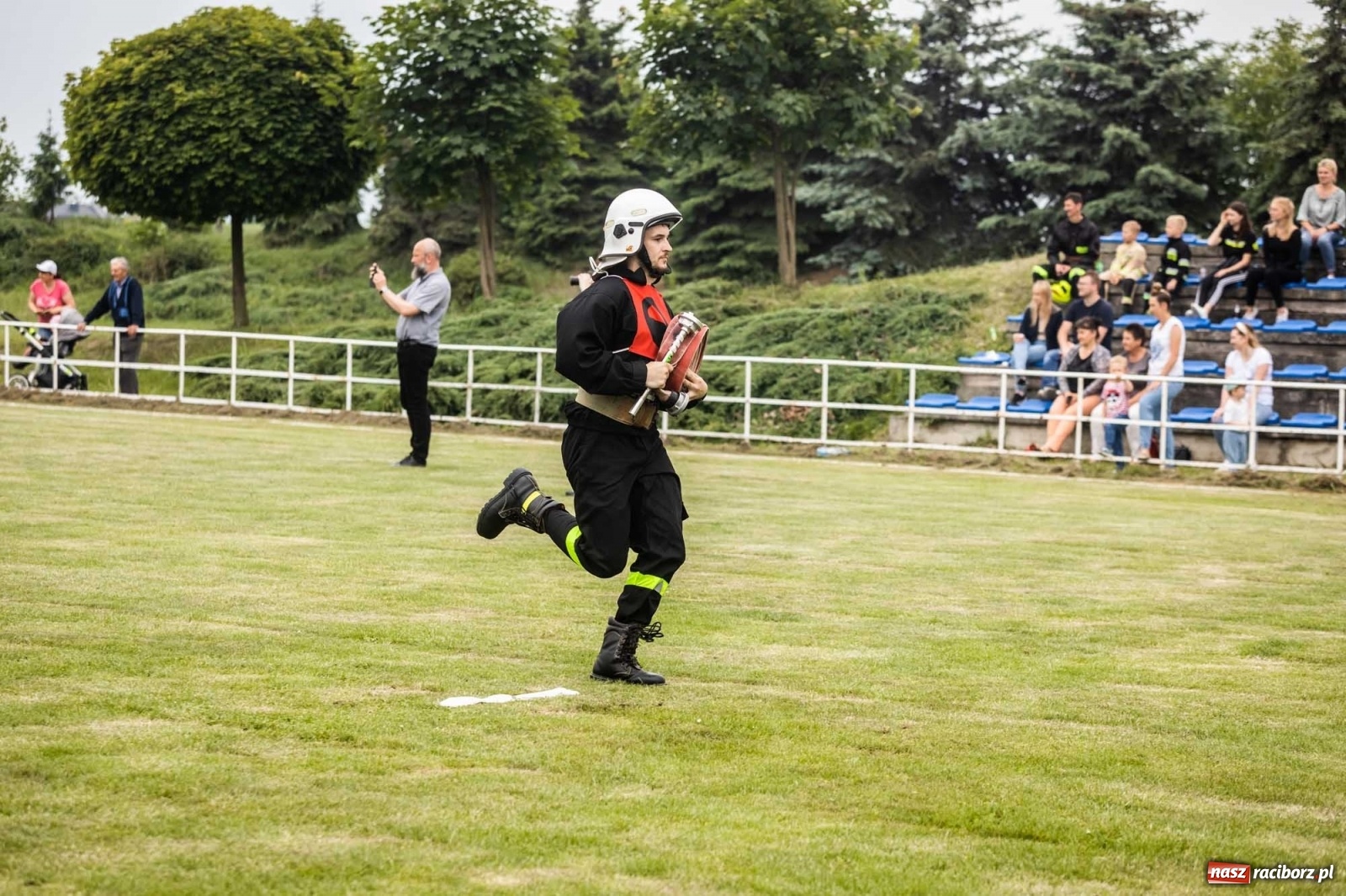 Zdjęcie w galerii na portalu naszraciborz.pl: Nie ma mocnych na Samborowice. Zgarnęli wszystko w zawodach strażackich gminy Pietrowice Wielkie wiadomości z regionu