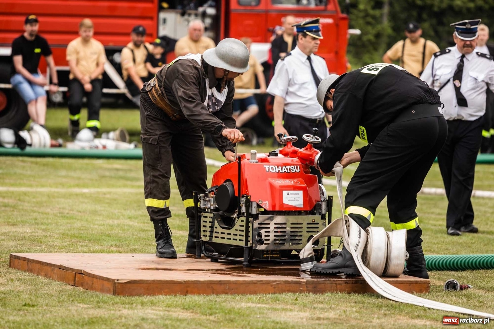 Zdjęcie w galerii na portalu naszraciborz.pl: Nie ma mocnych na Samborowice. Zgarnęli wszystko w zawodach strażackich gminy Pietrowice Wielkie wiadomości z regionu