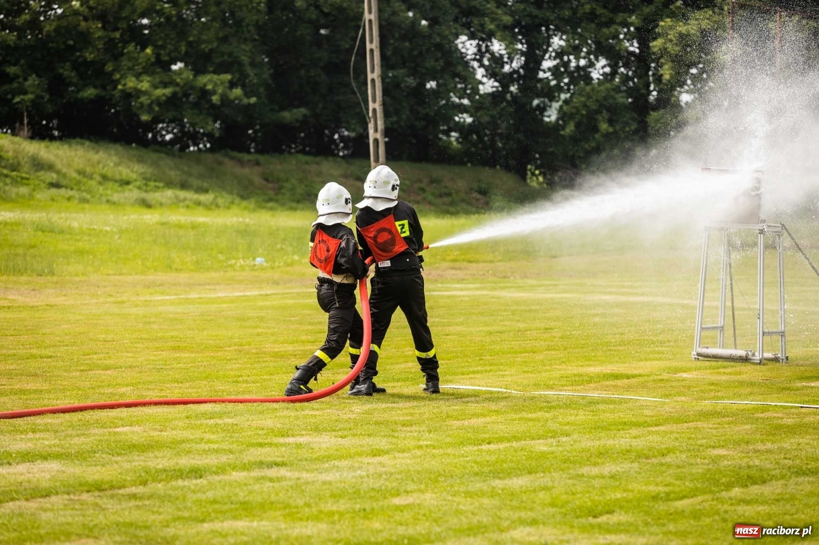 Zdjęcie w galerii na portalu naszraciborz.pl: Nie ma mocnych na Samborowice. Zgarnęli wszystko w zawodach strażackich gminy Pietrowice Wielkie wiadomości z regionu