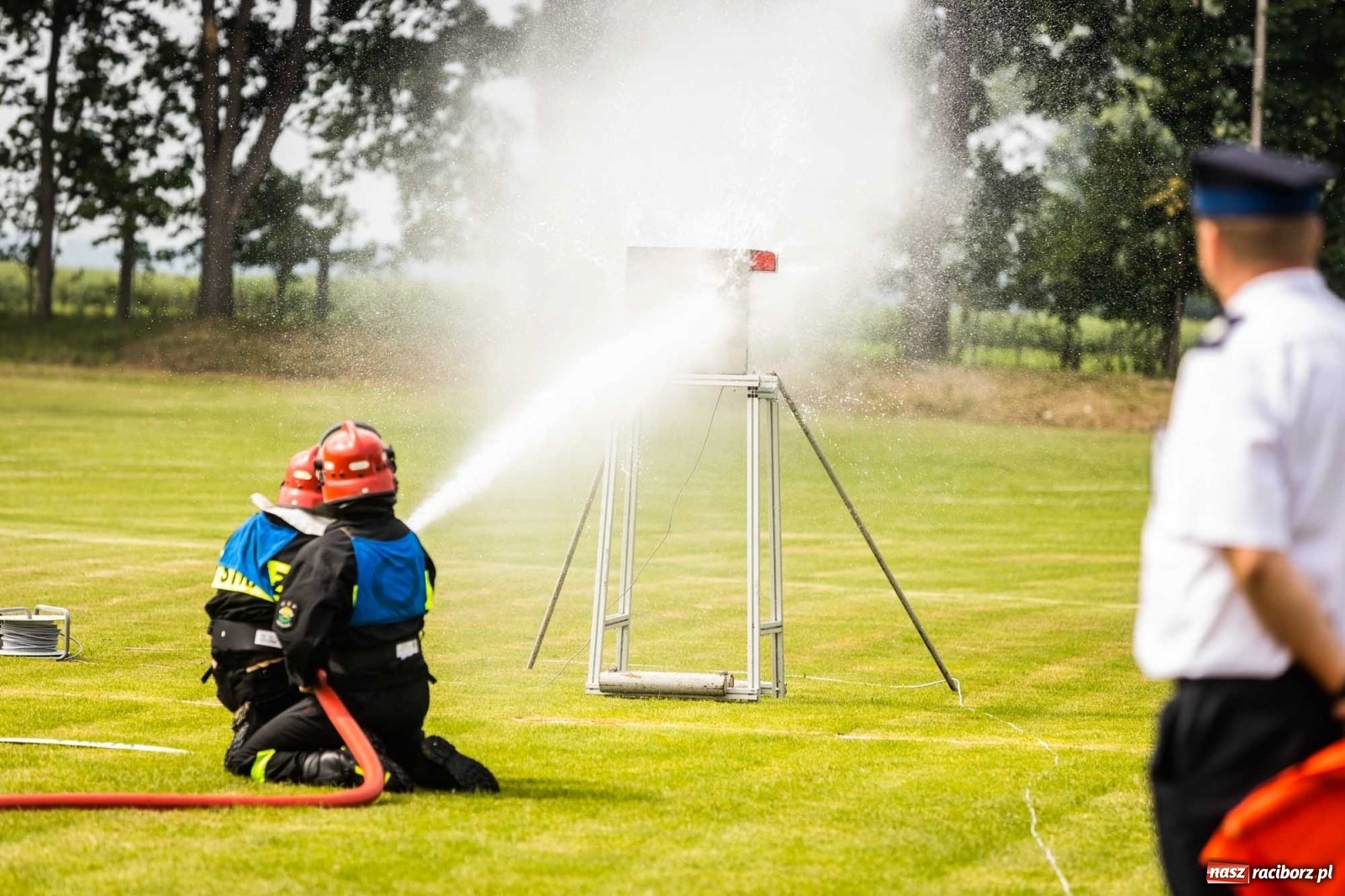 Zdjęcie w galerii na portalu naszraciborz.pl: Nie ma mocnych na Samborowice. Zgarnęli wszystko w zawodach strażackich gminy Pietrowice Wielkie wiadomości z regionu