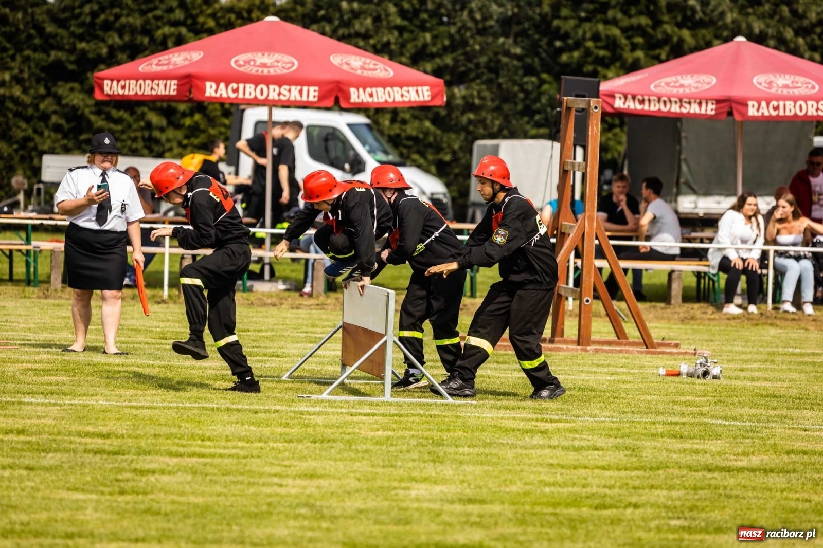 Zdjęcie w galerii na portalu naszraciborz.pl: Nie ma mocnych na Samborowice. Zgarnęli wszystko w zawodach strażackich gminy Pietrowice Wielkie wiadomości z regionu