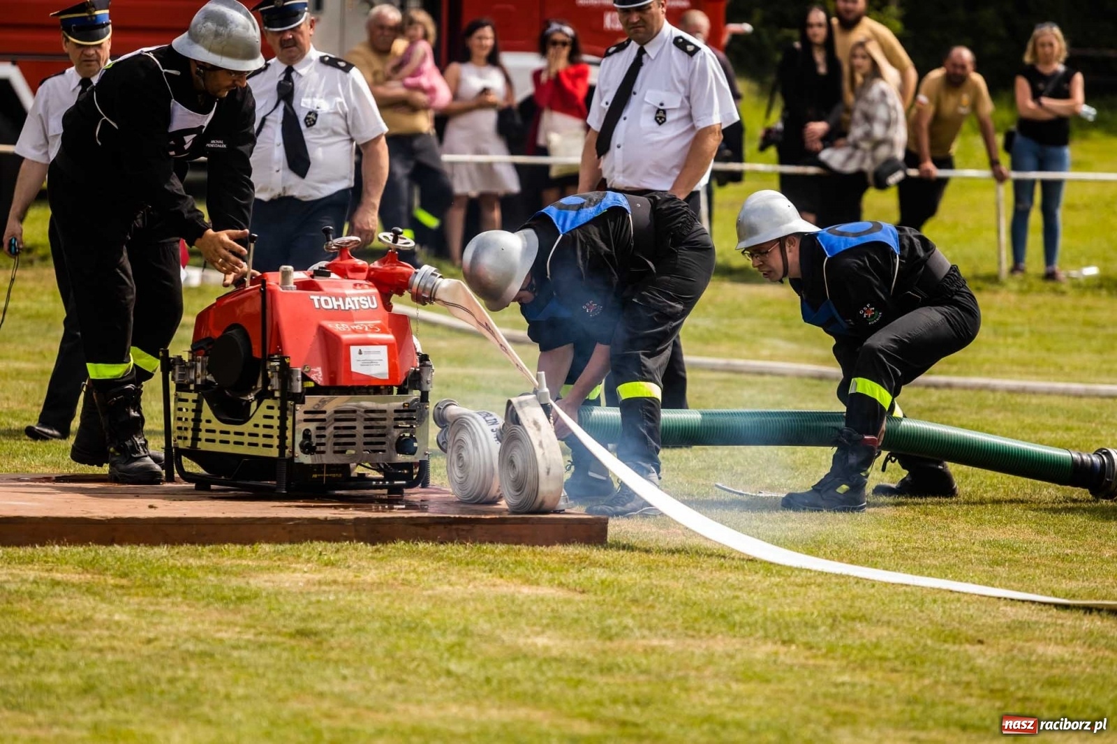 Zdjęcie w galerii na portalu naszraciborz.pl: Nie ma mocnych na Samborowice. Zgarnęli wszystko w zawodach strażackich gminy Pietrowice Wielkie wiadomości z regionu