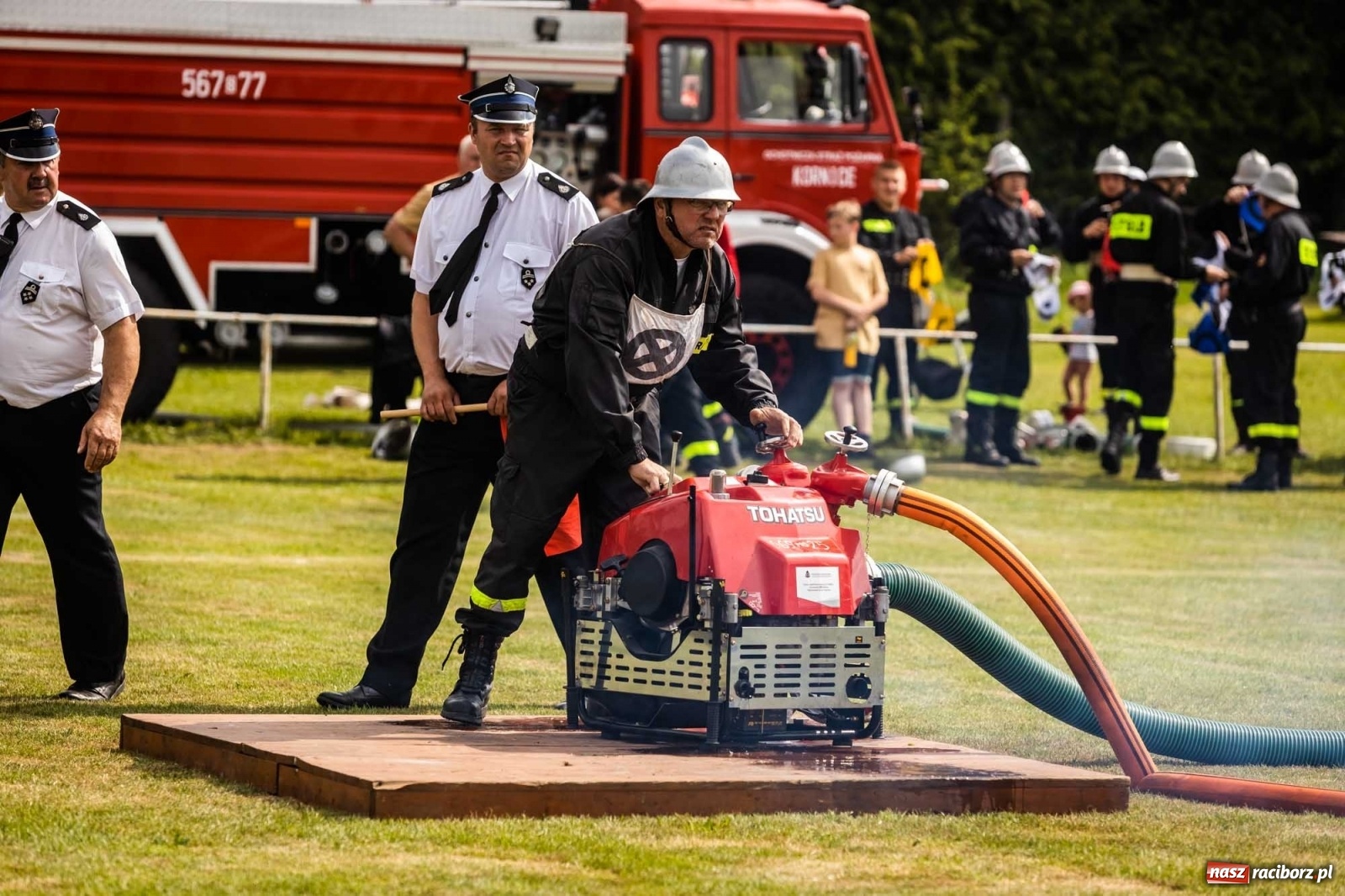 Zdjęcie w galerii na portalu naszraciborz.pl: Nie ma mocnych na Samborowice. Zgarnęli wszystko w zawodach strażackich gminy Pietrowice Wielkie wiadomości z regionu