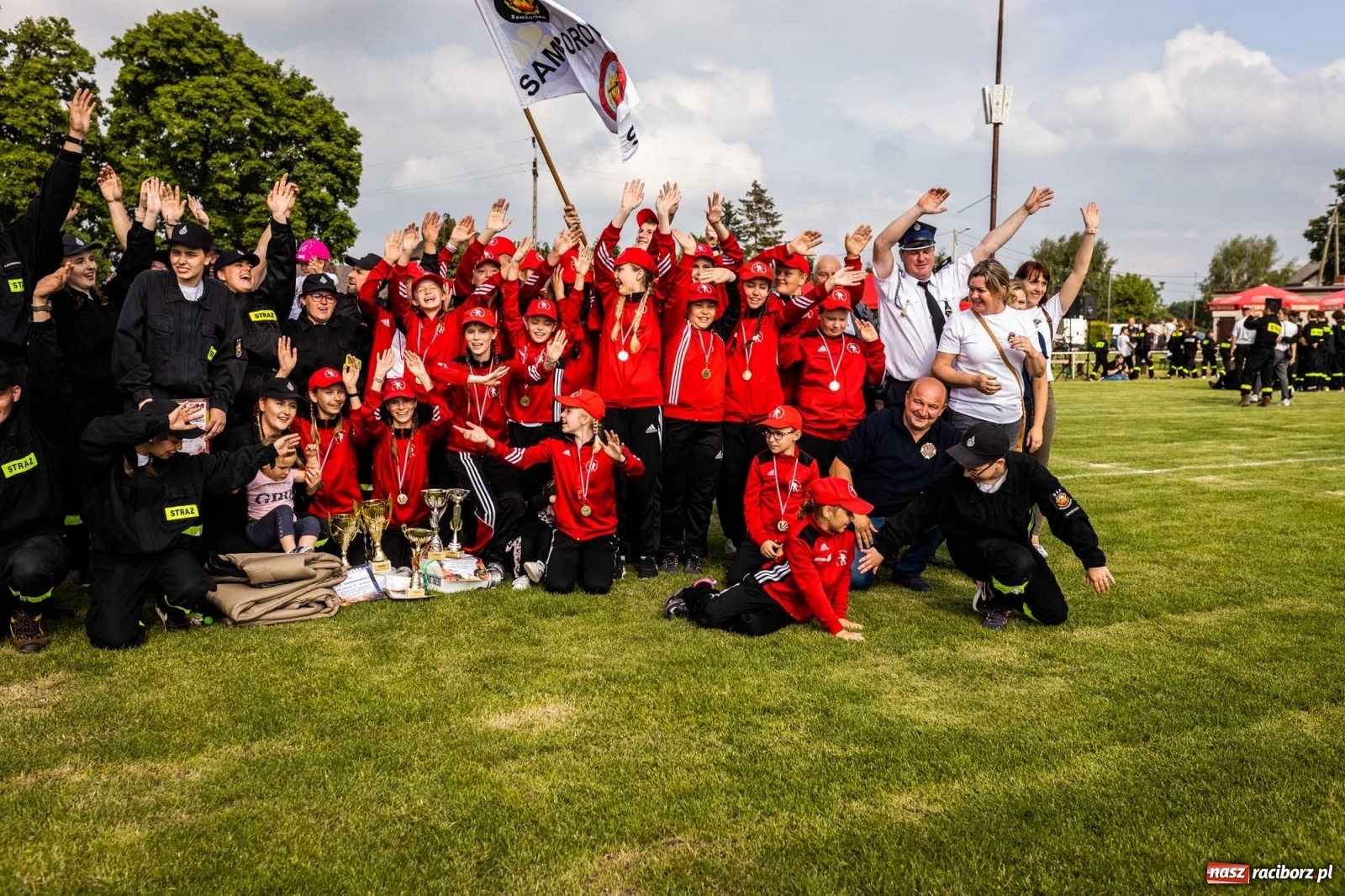 Zdjęcie w galerii na portalu naszraciborz.pl: Nie ma mocnych na Samborowice. Zgarnęli wszystko w zawodach strażackich gminy Pietrowice Wielkie wiadomości z regionu