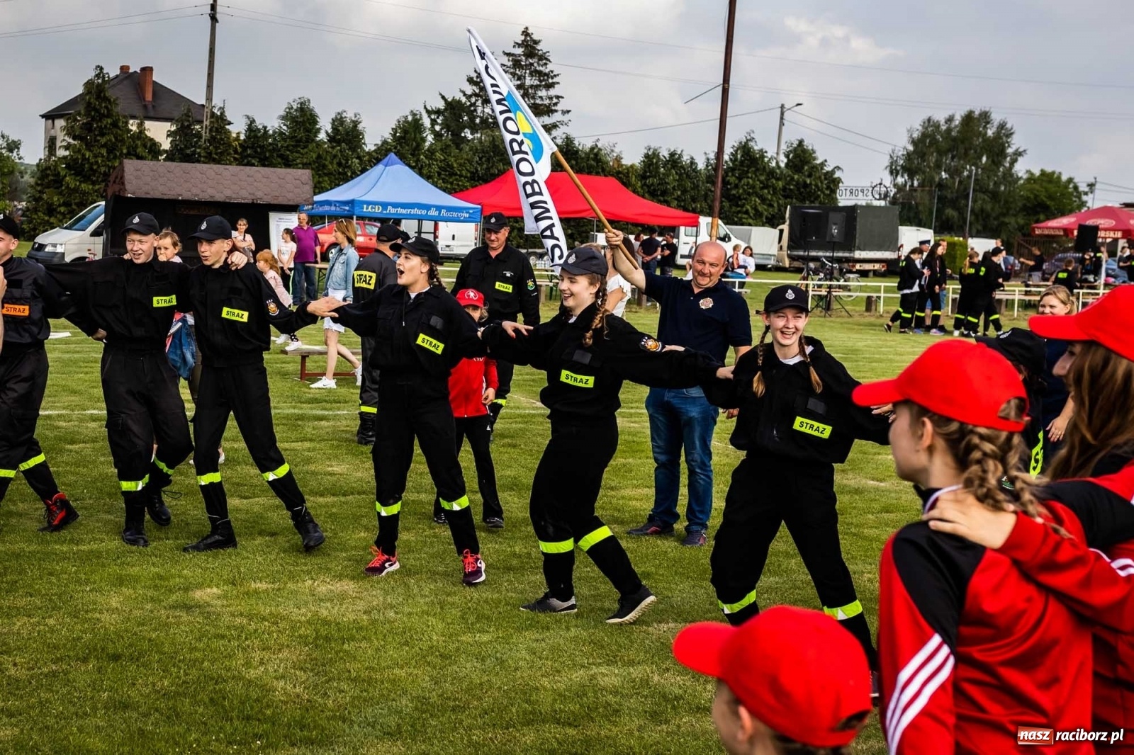 Zdjęcie w galerii na portalu naszraciborz.pl: Nie ma mocnych na Samborowice. Zgarnęli wszystko w zawodach strażackich gminy Pietrowice Wielkie wiadomości z regionu