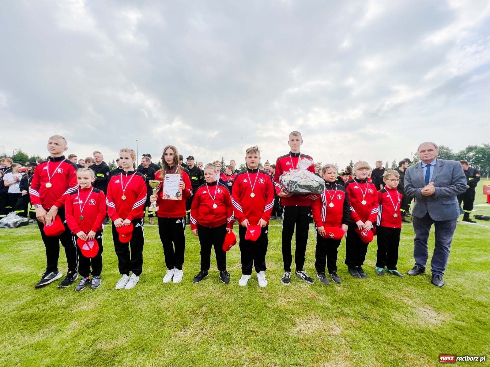 Zdjęcie w galerii na portalu naszraciborz.pl: Nie ma mocnych na Samborowice. Zgarnęli wszystko w zawodach strażackich gminy Pietrowice Wielkie wiadomości z regionu
