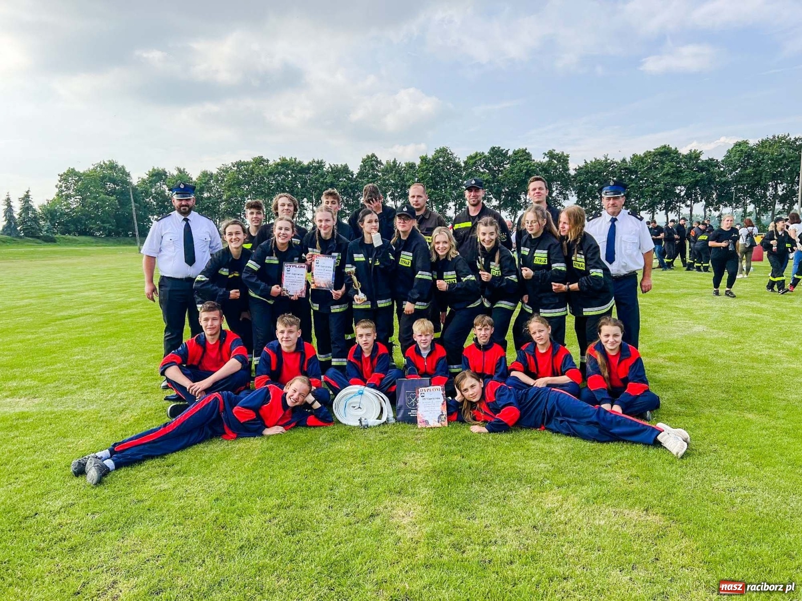 Zdjęcie w galerii na portalu naszraciborz.pl: Nie ma mocnych na Samborowice. Zgarnęli wszystko w zawodach strażackich gminy Pietrowice Wielkie wiadomości z regionu