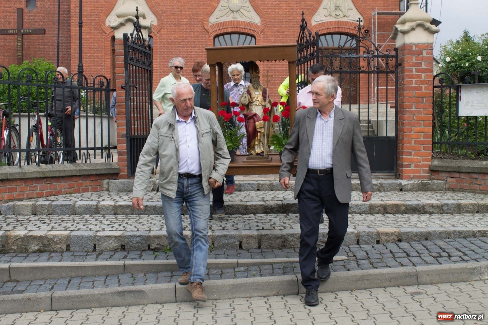 Zdjęcie w galerii na portalu naszraciborz.pl: W Brzeziu odbyła się procesja na św. Urbana [FOTO i WIDEO] wiadomości z regionu