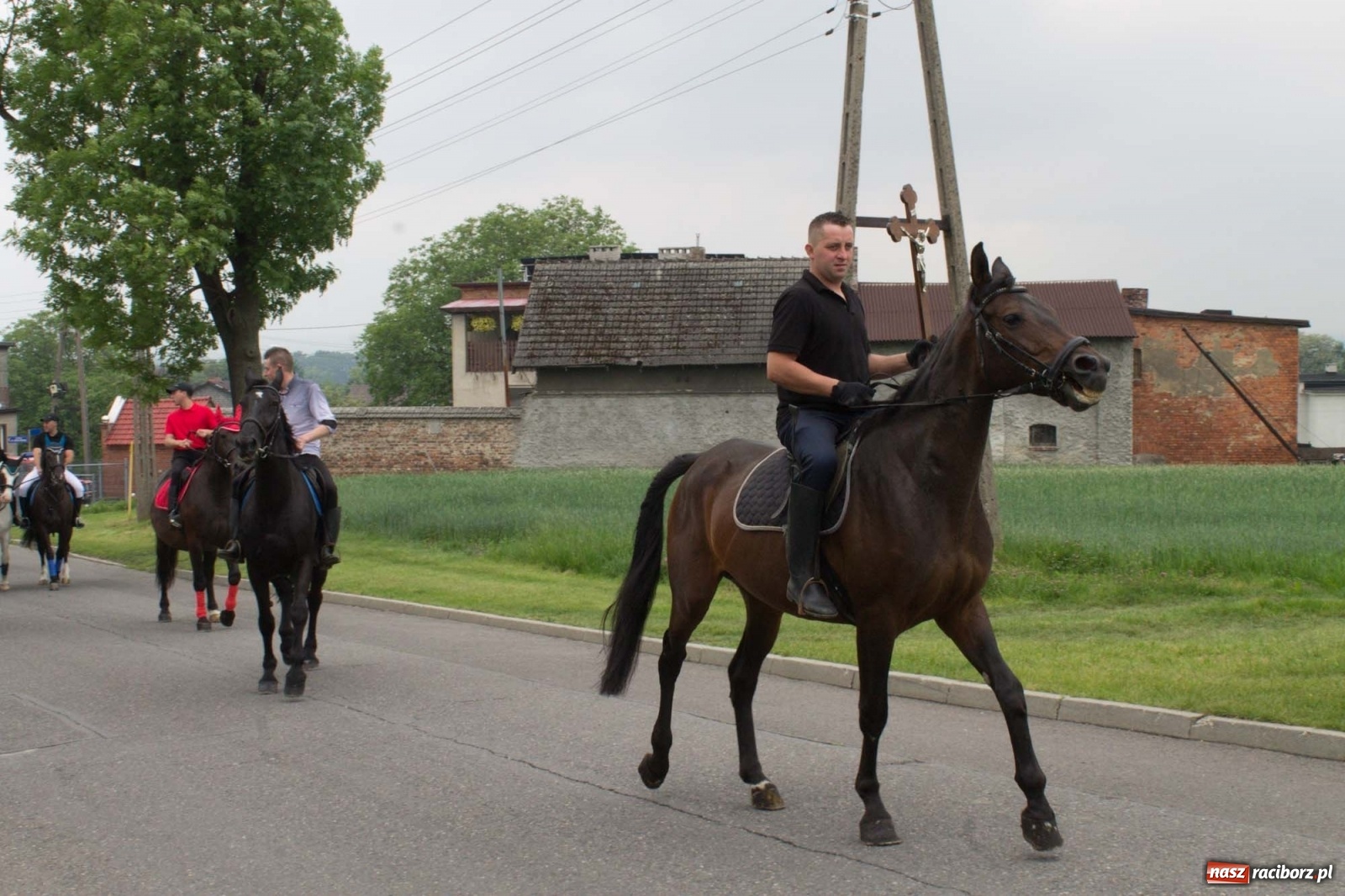 Zdjęcie w galerii na portalu naszraciborz.pl: W Brzeziu odbyła się procesja na św. Urbana [FOTO i WIDEO] wiadomości z regionu