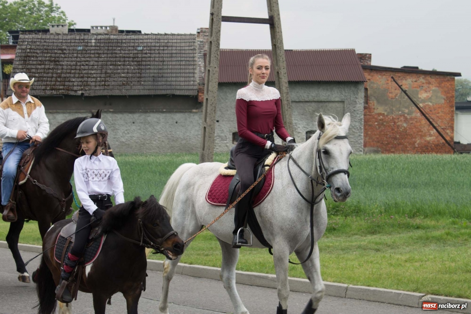 Zdjęcie w galerii na portalu naszraciborz.pl: W Brzeziu odbyła się procesja na św. Urbana [FOTO i WIDEO] wiadomości z regionu