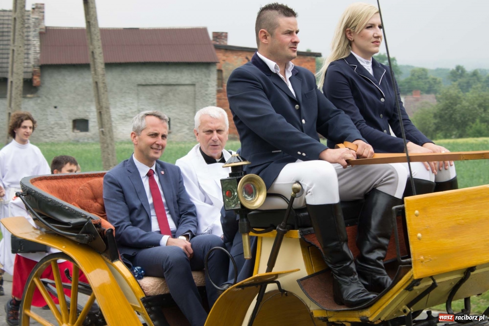 Zdjęcie w galerii na portalu naszraciborz.pl: W Brzeziu odbyła się procesja na św. Urbana [FOTO i WIDEO] wiadomości z regionu