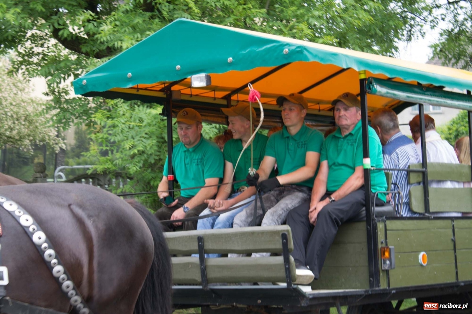 Zdjęcie w galerii na portalu naszraciborz.pl: W Brzeziu odbyła się procesja na św. Urbana [FOTO i WIDEO] wiadomości z regionu