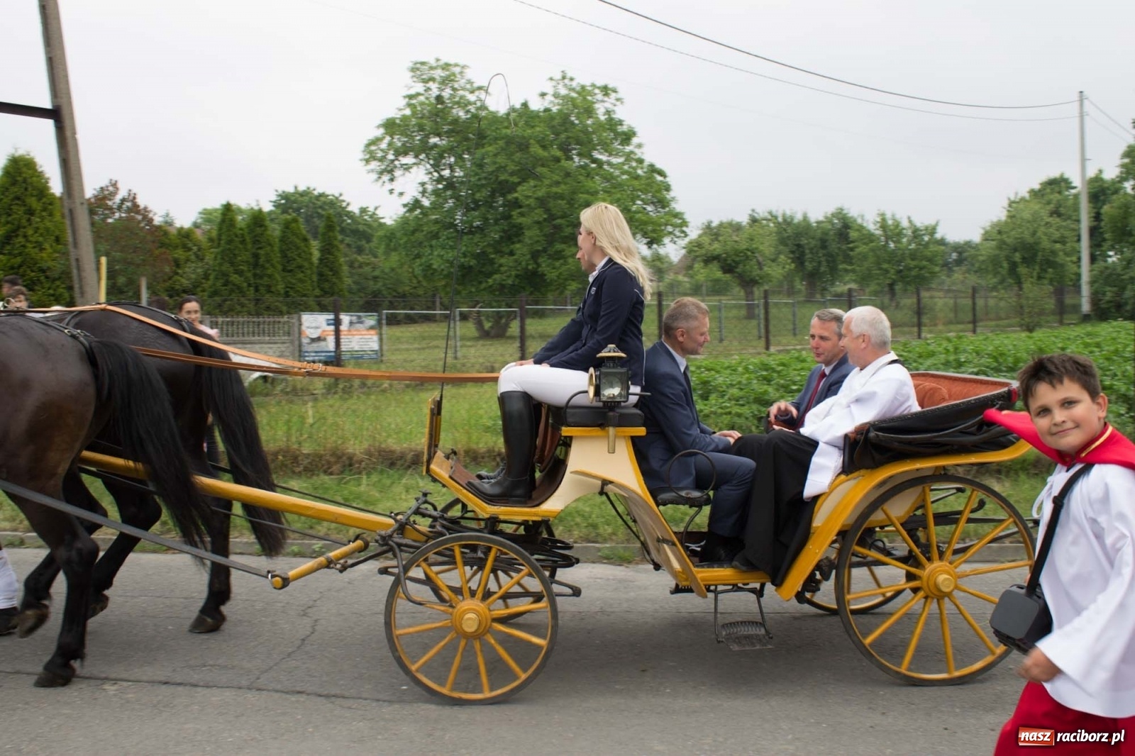 Zdjęcie w galerii na portalu naszraciborz.pl: W Brzeziu odbyła się procesja na św. Urbana [FOTO i WIDEO] wiadomości z regionu