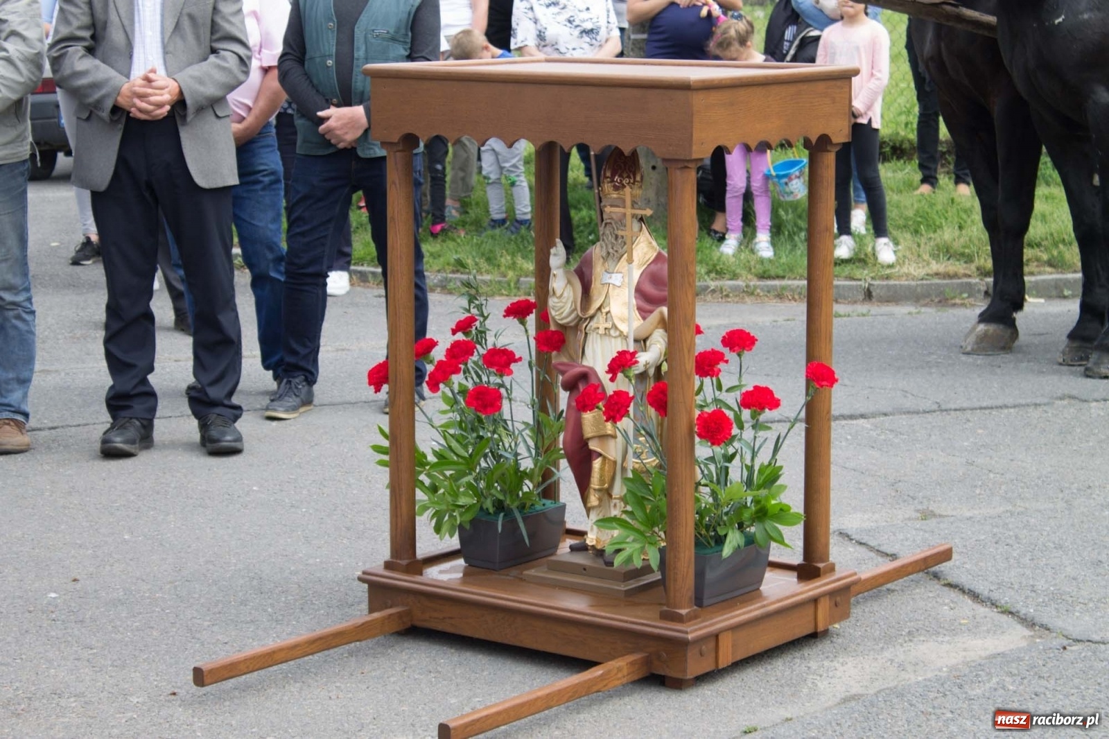 Zdjęcie w galerii na portalu naszraciborz.pl: W Brzeziu odbyła się procesja na św. Urbana [FOTO i WIDEO] wiadomości z regionu