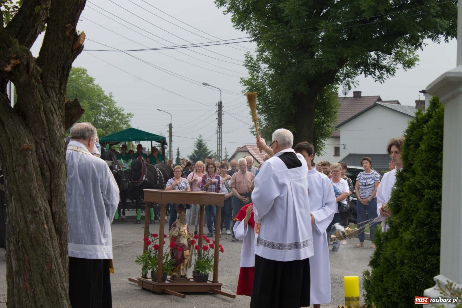 Zdjęcie w galerii na portalu naszraciborz.pl: W Brzeziu odbyła się procesja na św. Urbana [FOTO i WIDEO] wiadomości z regionu