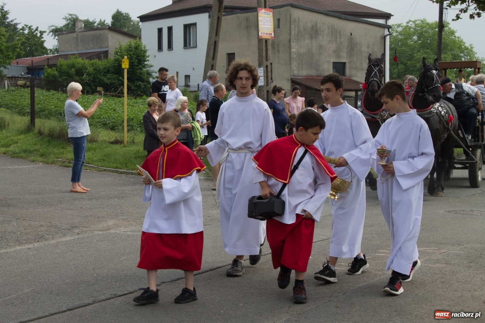 Zdjęcie w galerii na portalu naszraciborz.pl: W Brzeziu odbyła się procesja na św. Urbana [FOTO i WIDEO] wiadomości z regionu