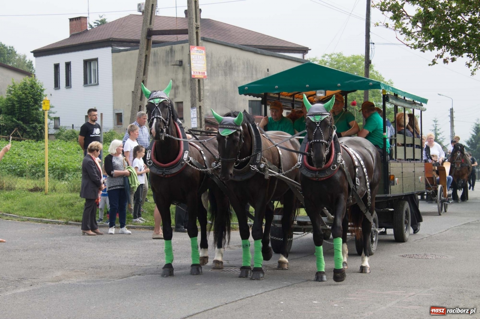 Zdjęcie w galerii na portalu naszraciborz.pl: W Brzeziu odbyła się procesja na św. Urbana [FOTO i WIDEO] wiadomości z regionu